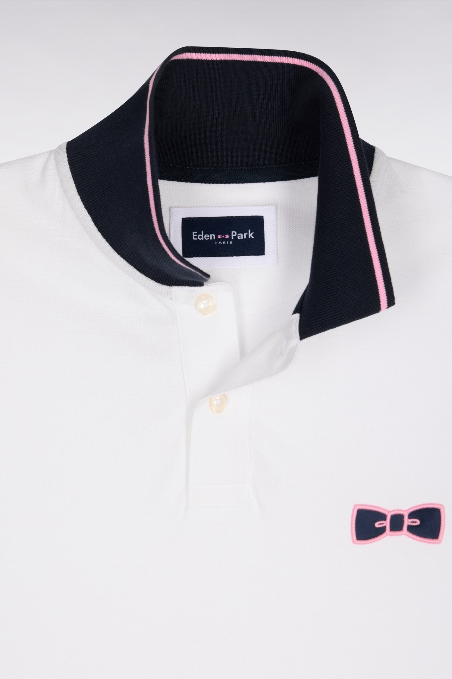 Polo à manches courtes en coton blanc à broderie patchée coupe regular