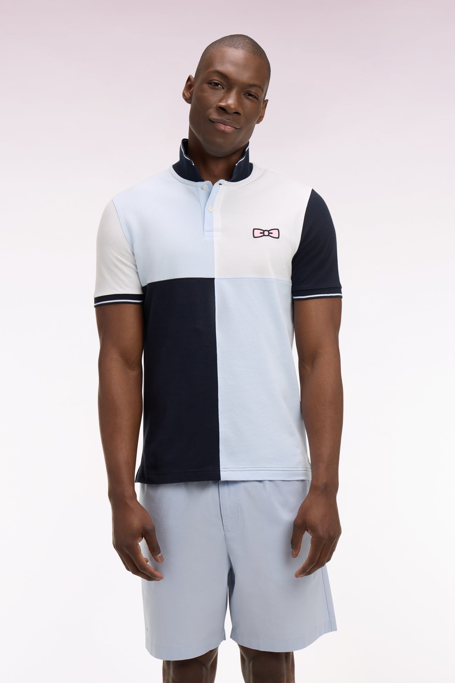 Polo à manches courtes en coton bleu ciel à cadrans coupe regular