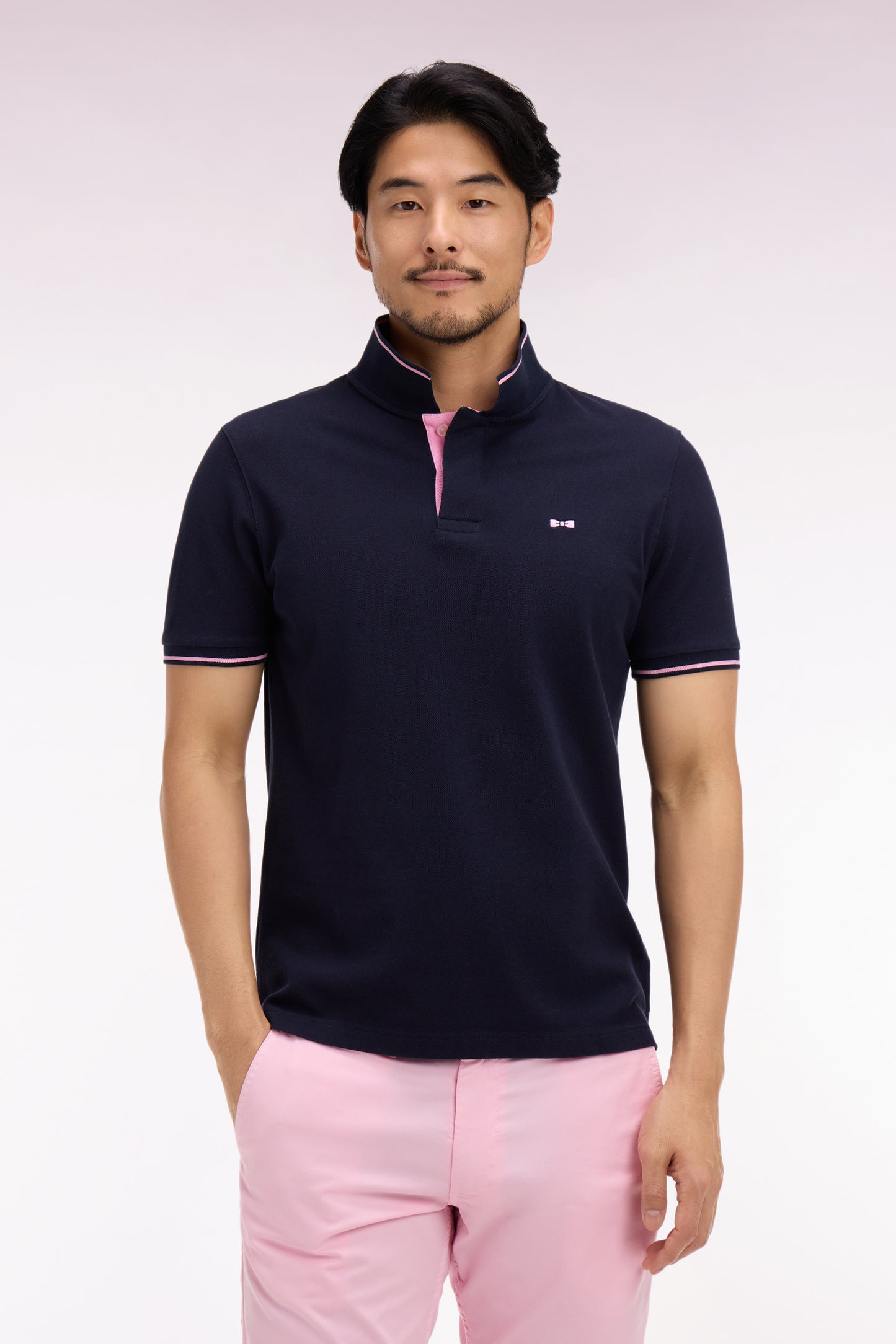 Polo à manches courtes en piqué coton marine broderie dos