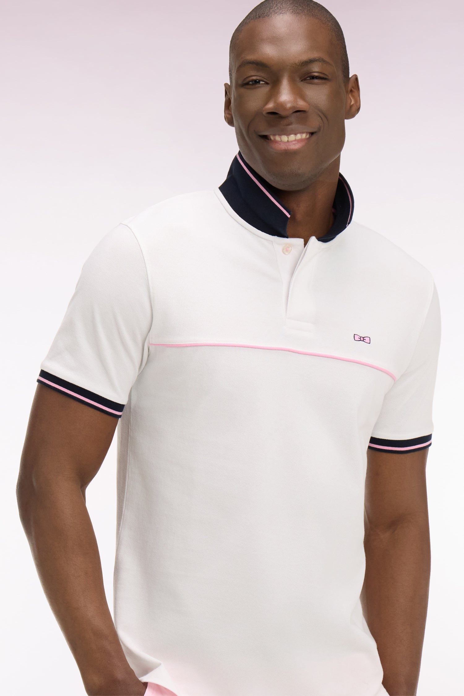 polo de manga corta en piqué de algodón blanco