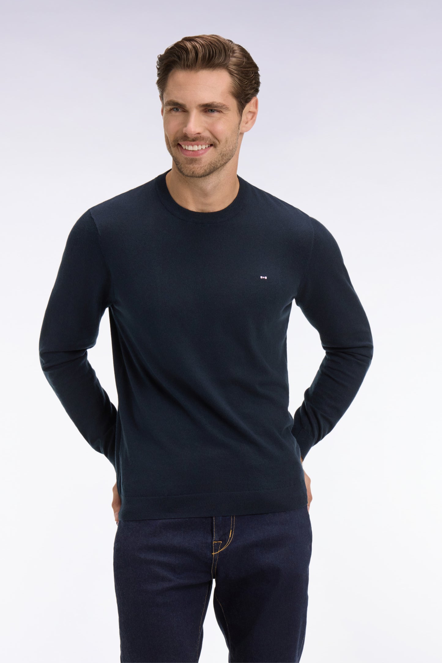 Pull col rond en coton et soie mélangés marine