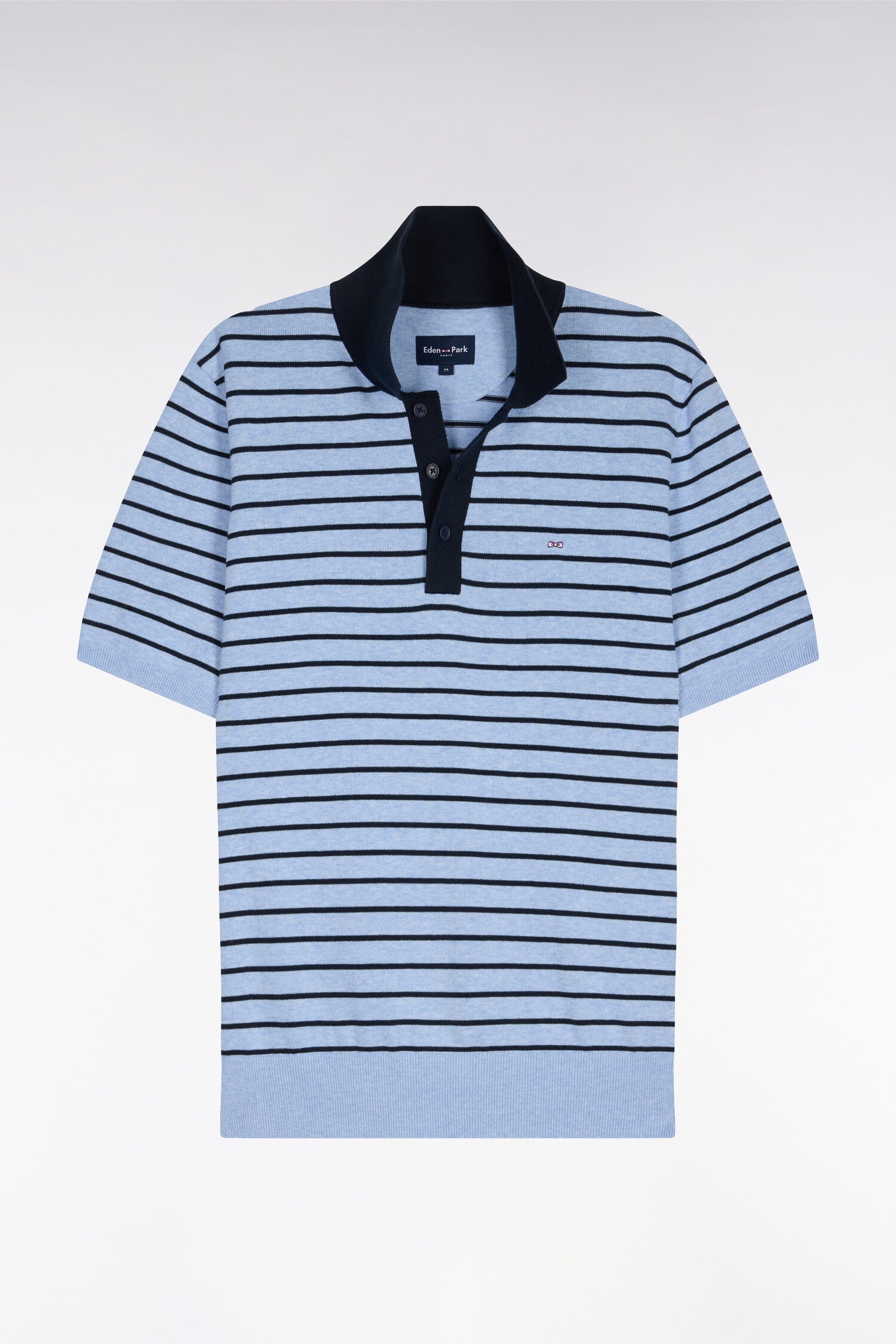 Pull manches courtes à col polo en coton ciel rayé