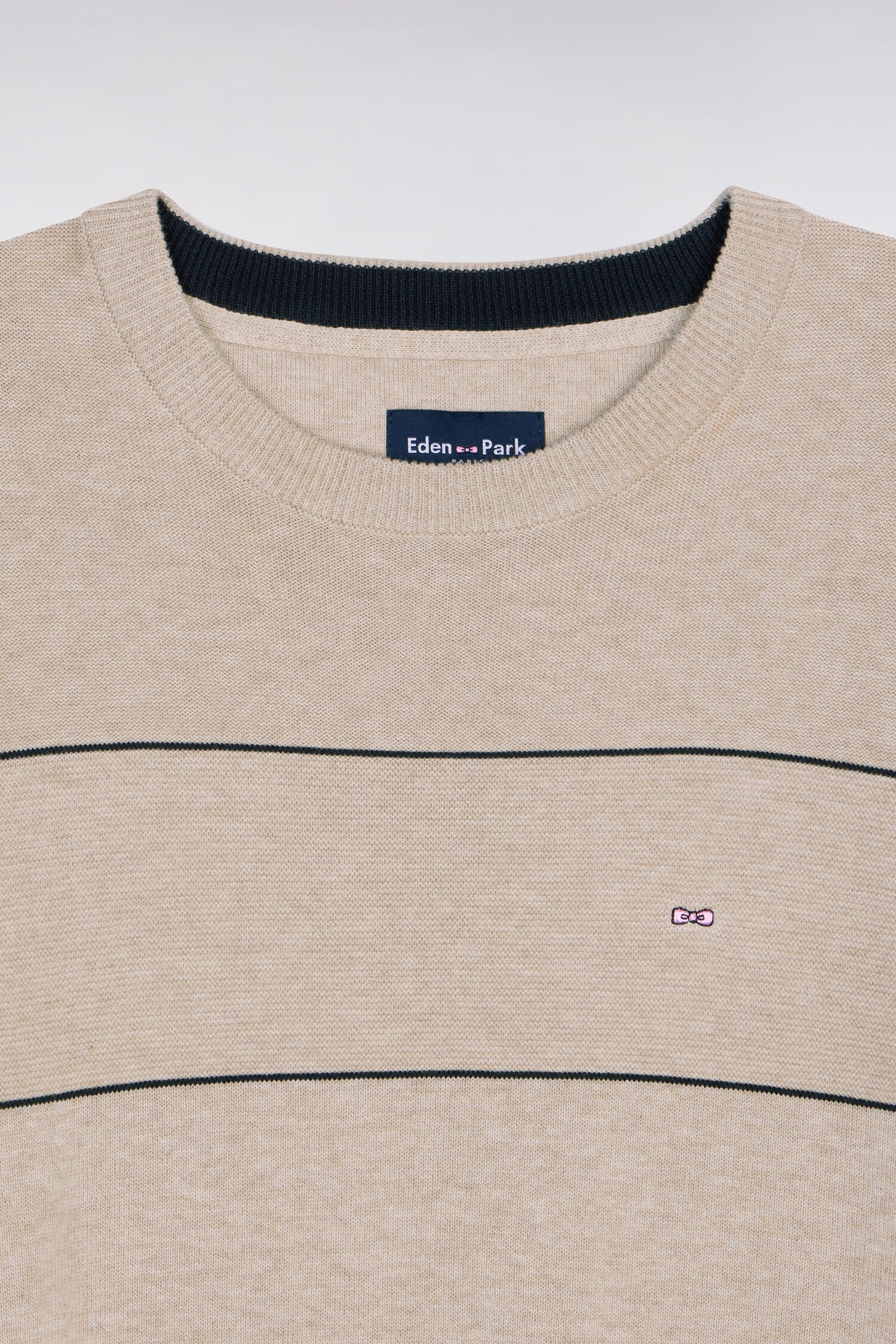 Pull col rond en coton beige rayé
