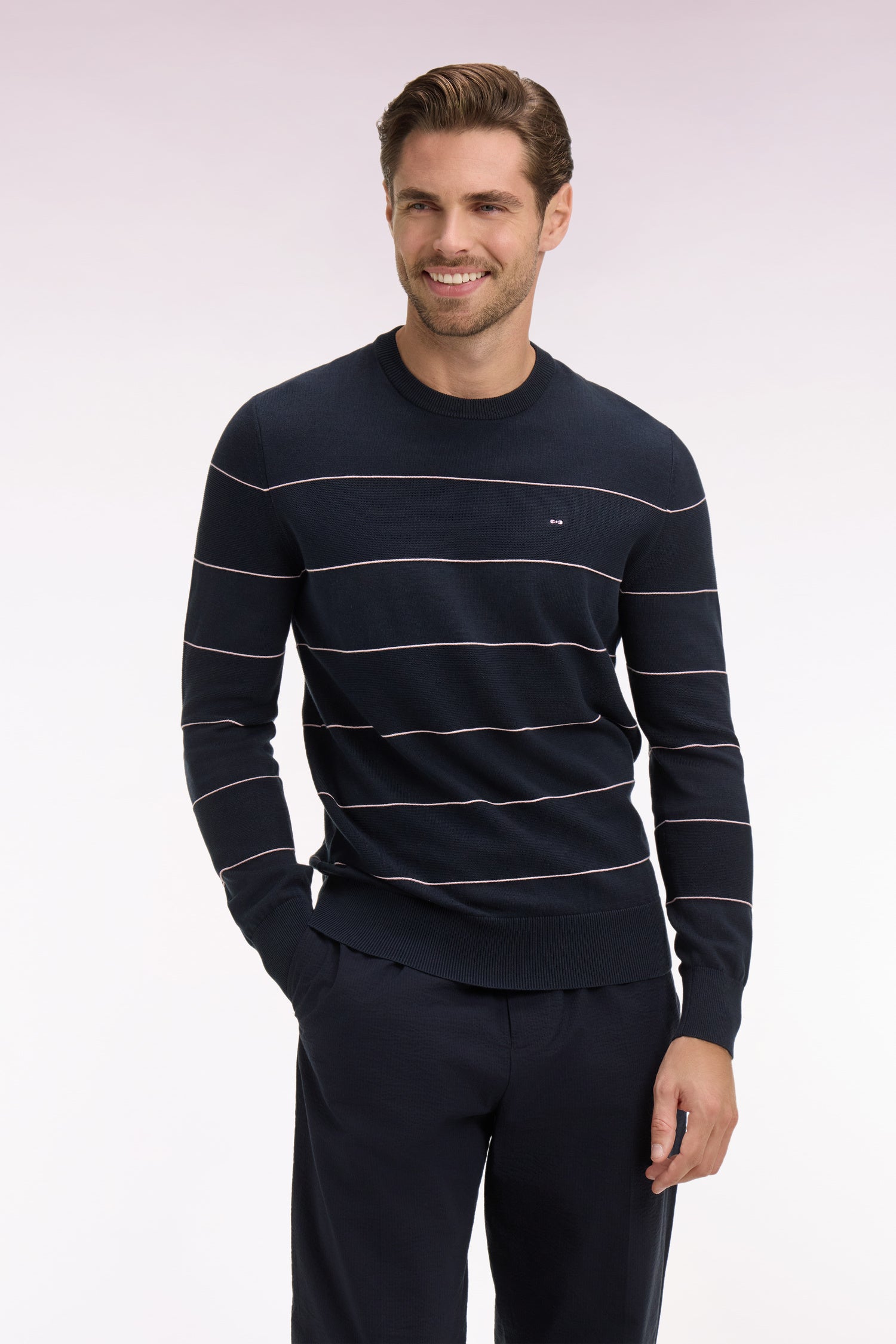 Pull col rond en coton marine rayé