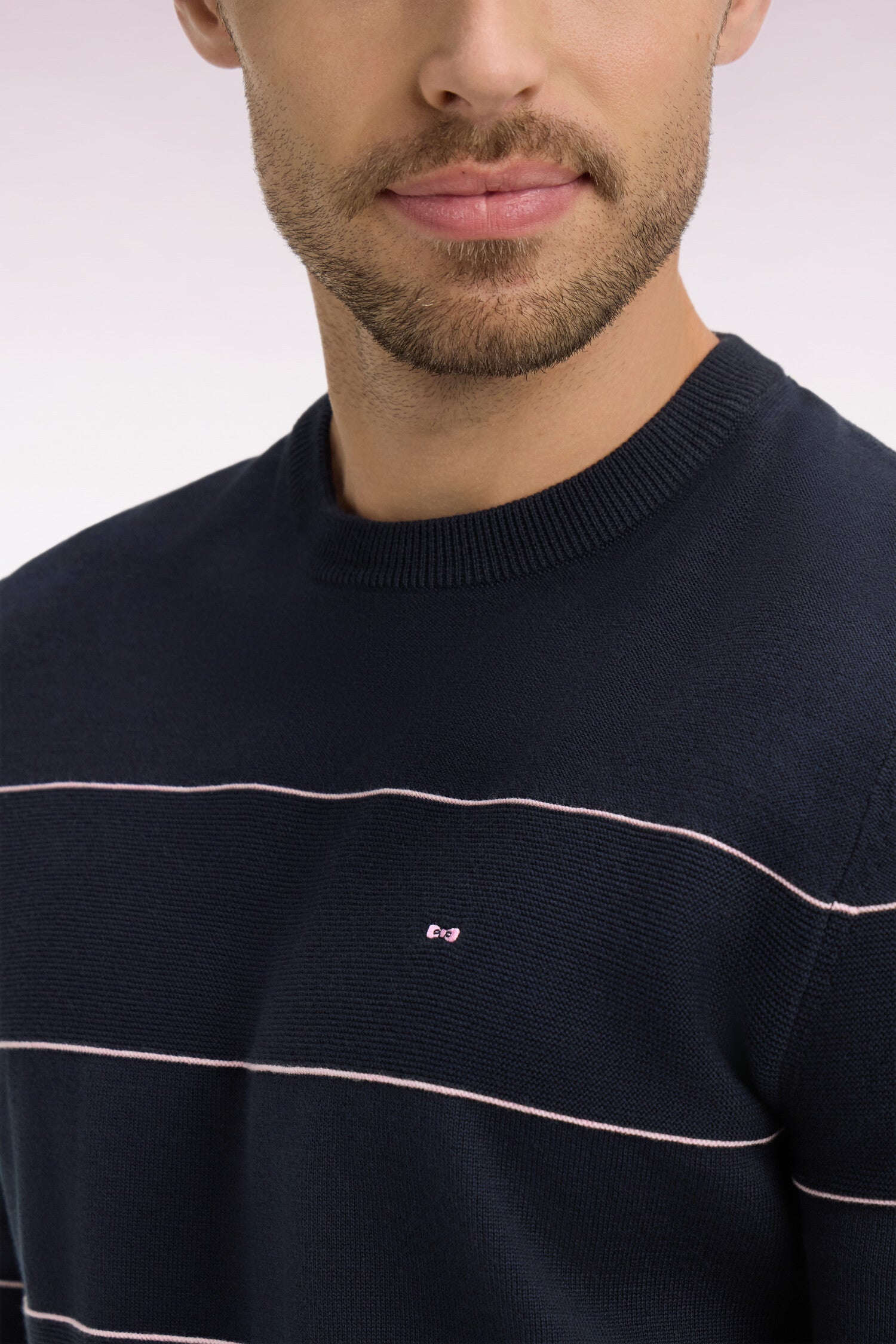 Pull col rond en coton marine rayé