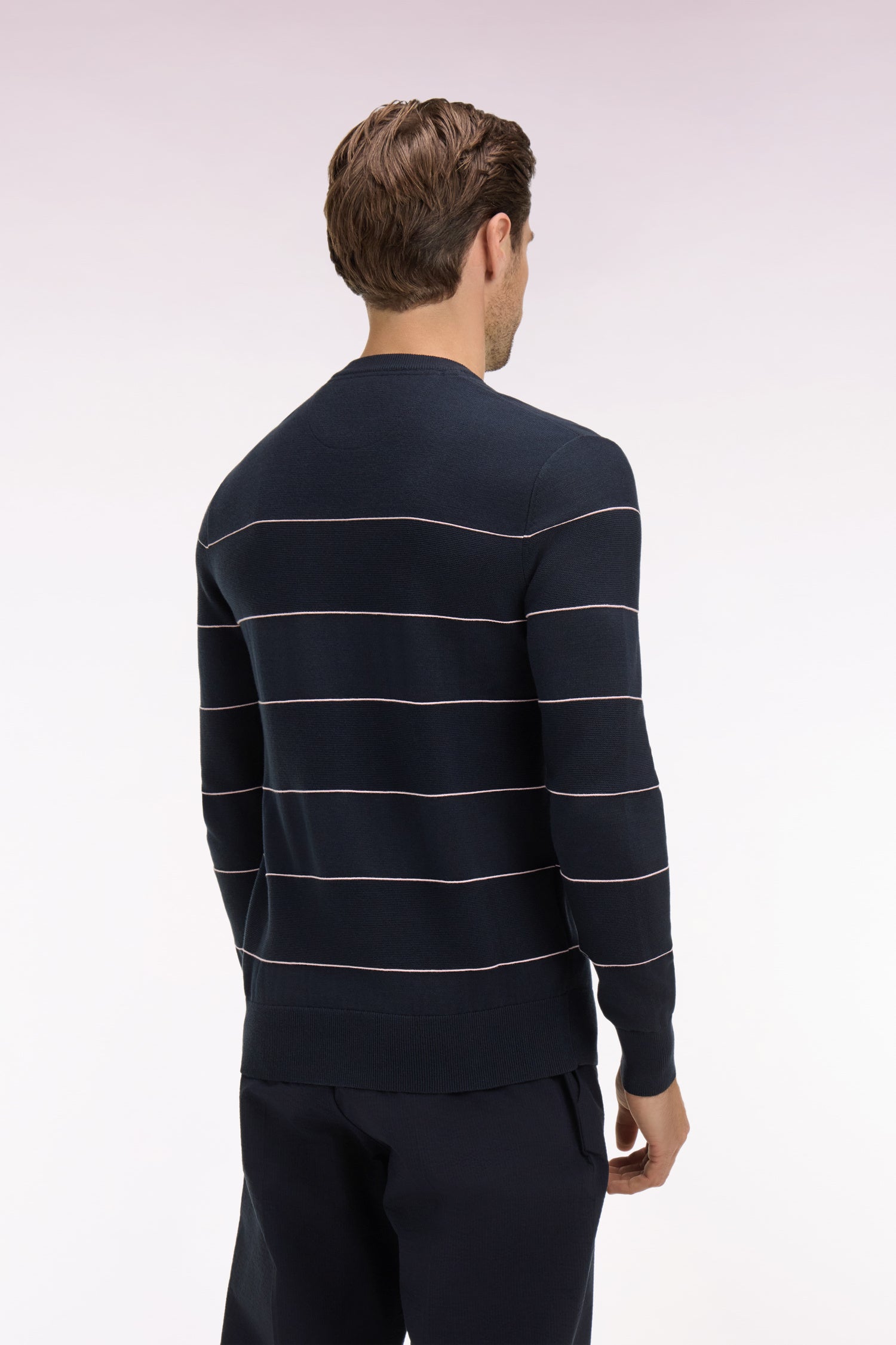 Pull col rond en coton marine rayé
