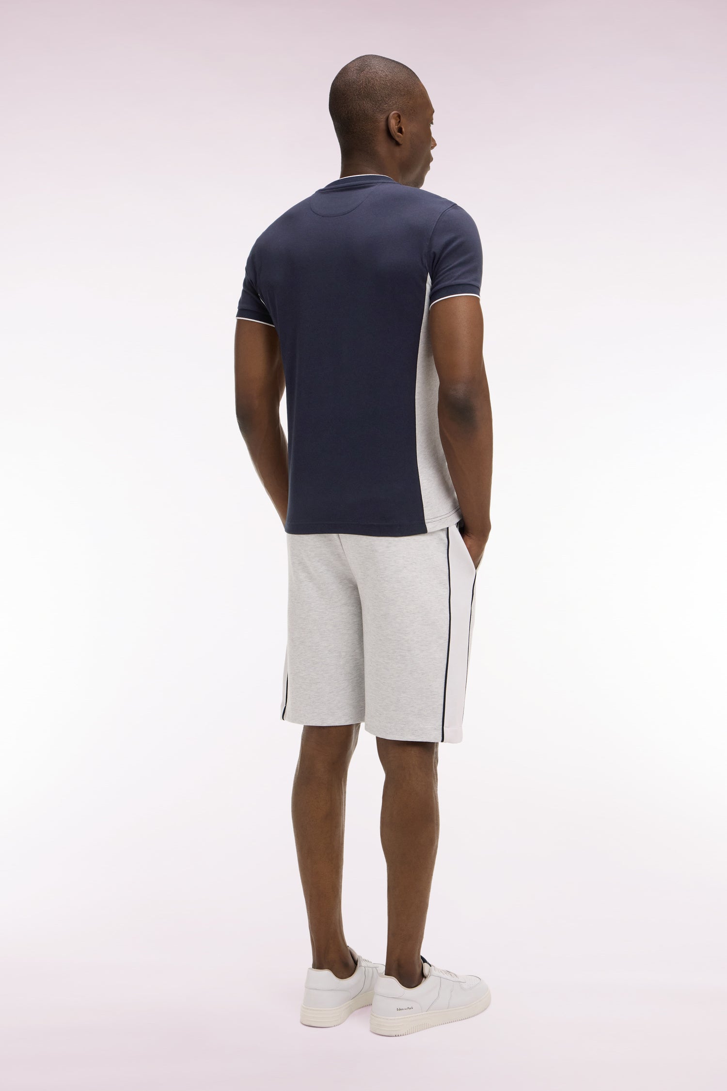 Short en interlock à découpes gris et blanc
