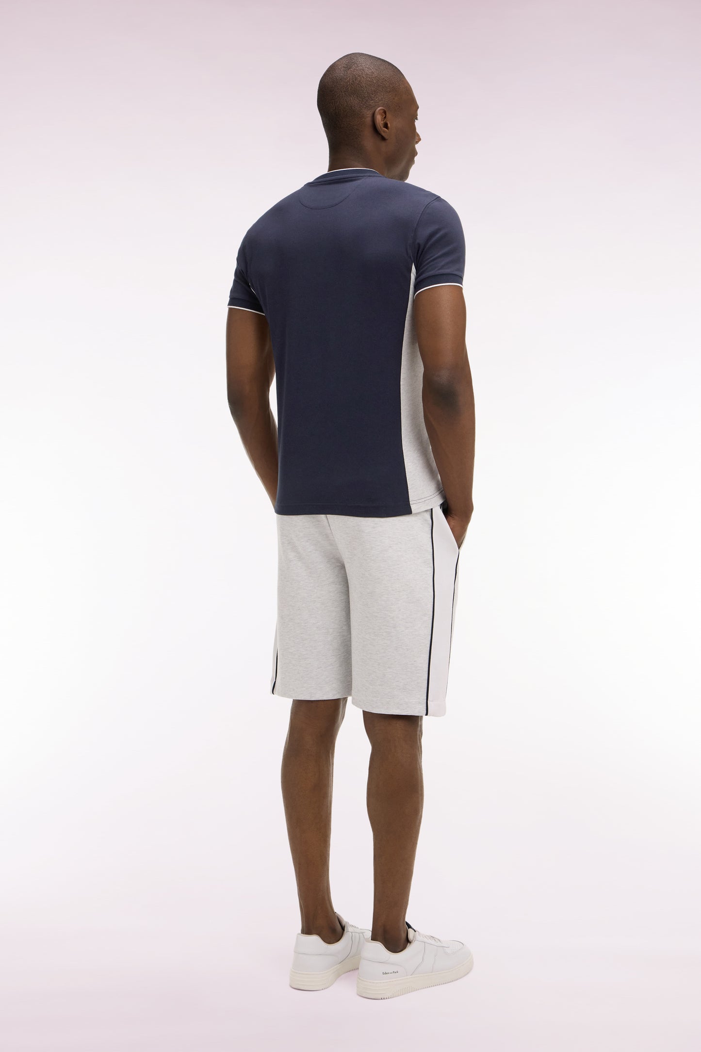 Short en interlock à découpes gris et blanc