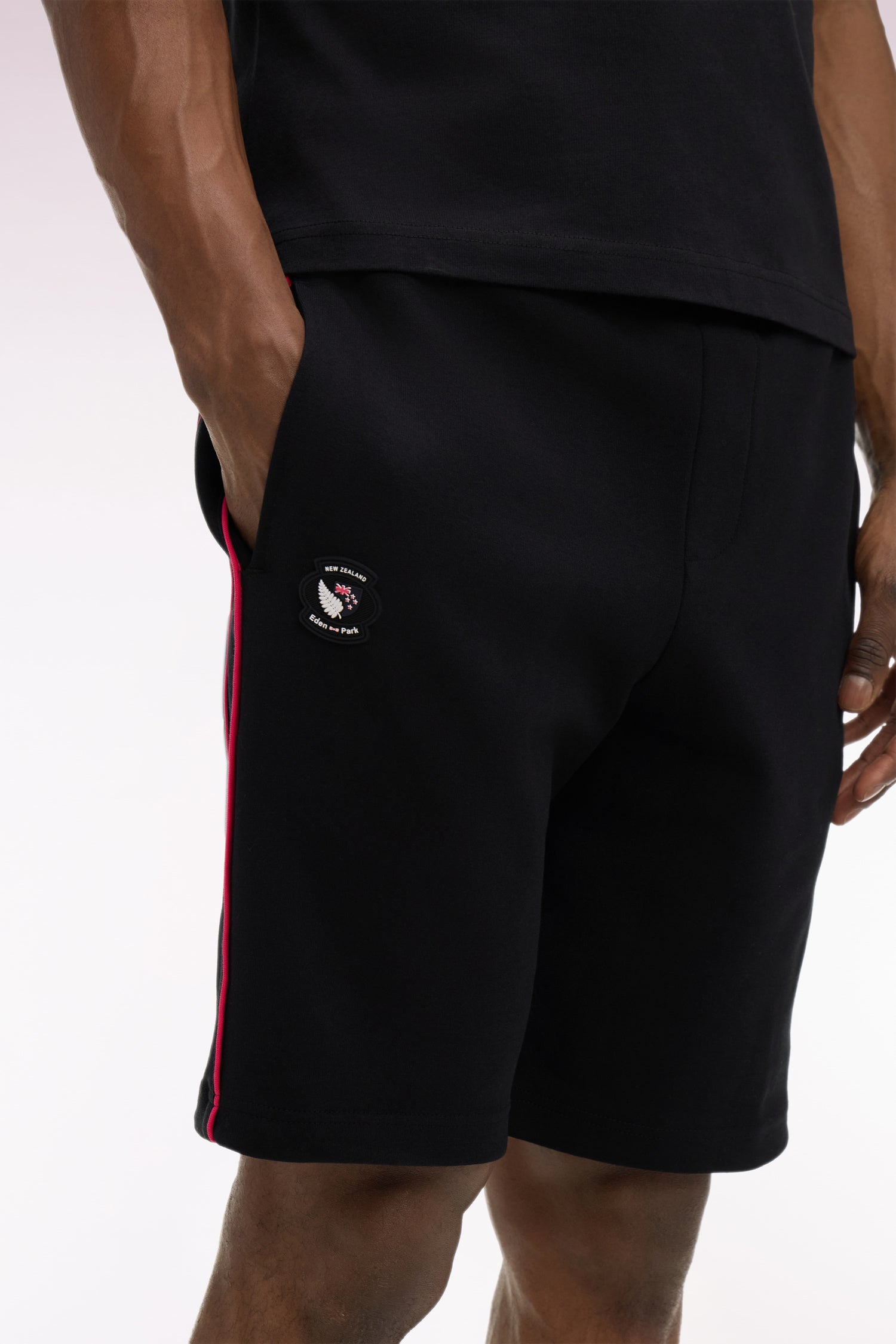 CONSTANT ELEVATION - SHORT NOIR - TAILLE L - NEUF - IMPORT CONSTANT ELEVATION - SHORT NOIR - TAILLE L - NEUF - IMPORT