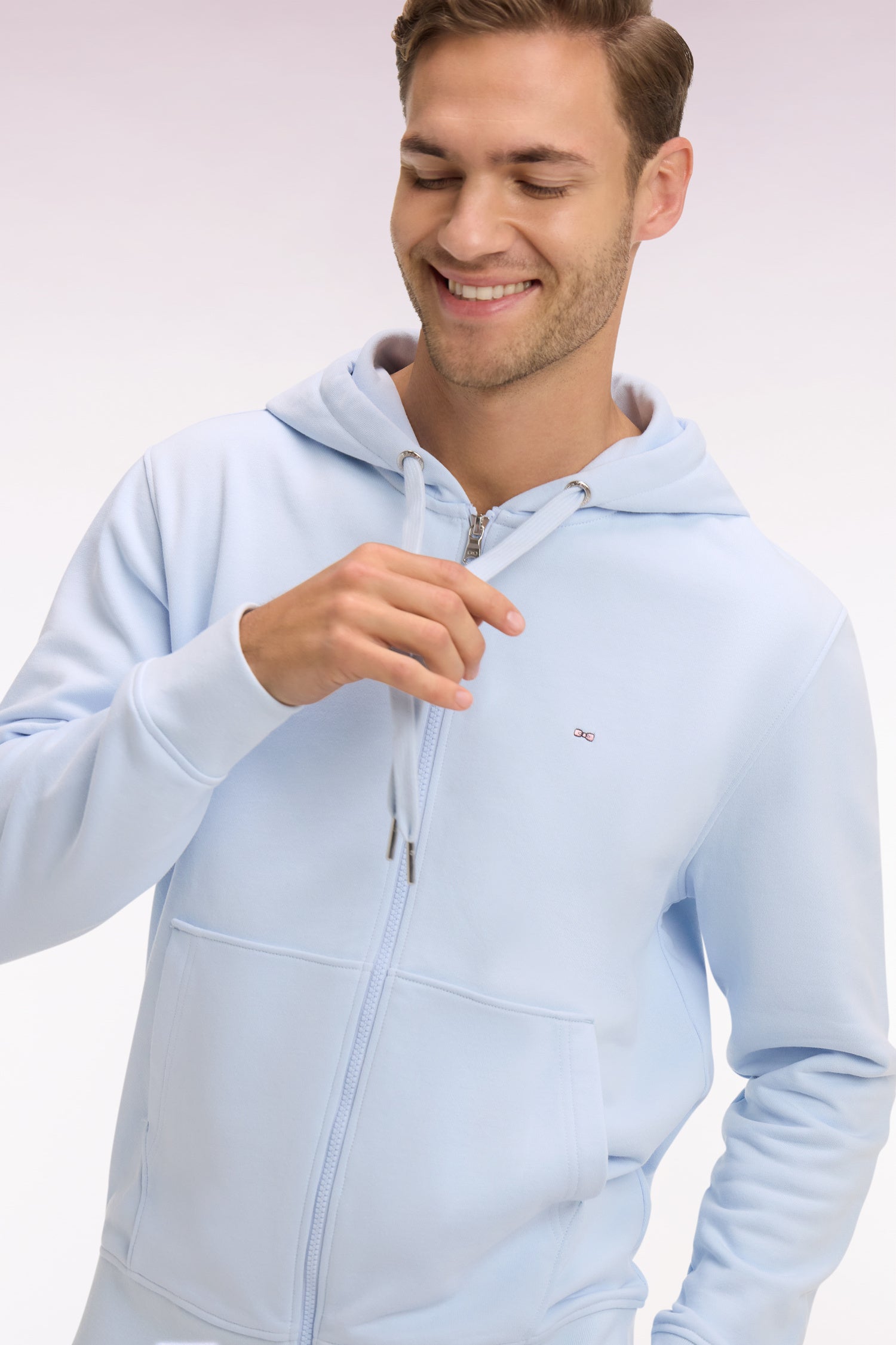 Sweatshirt zippé à capuche en molleton coton ciel