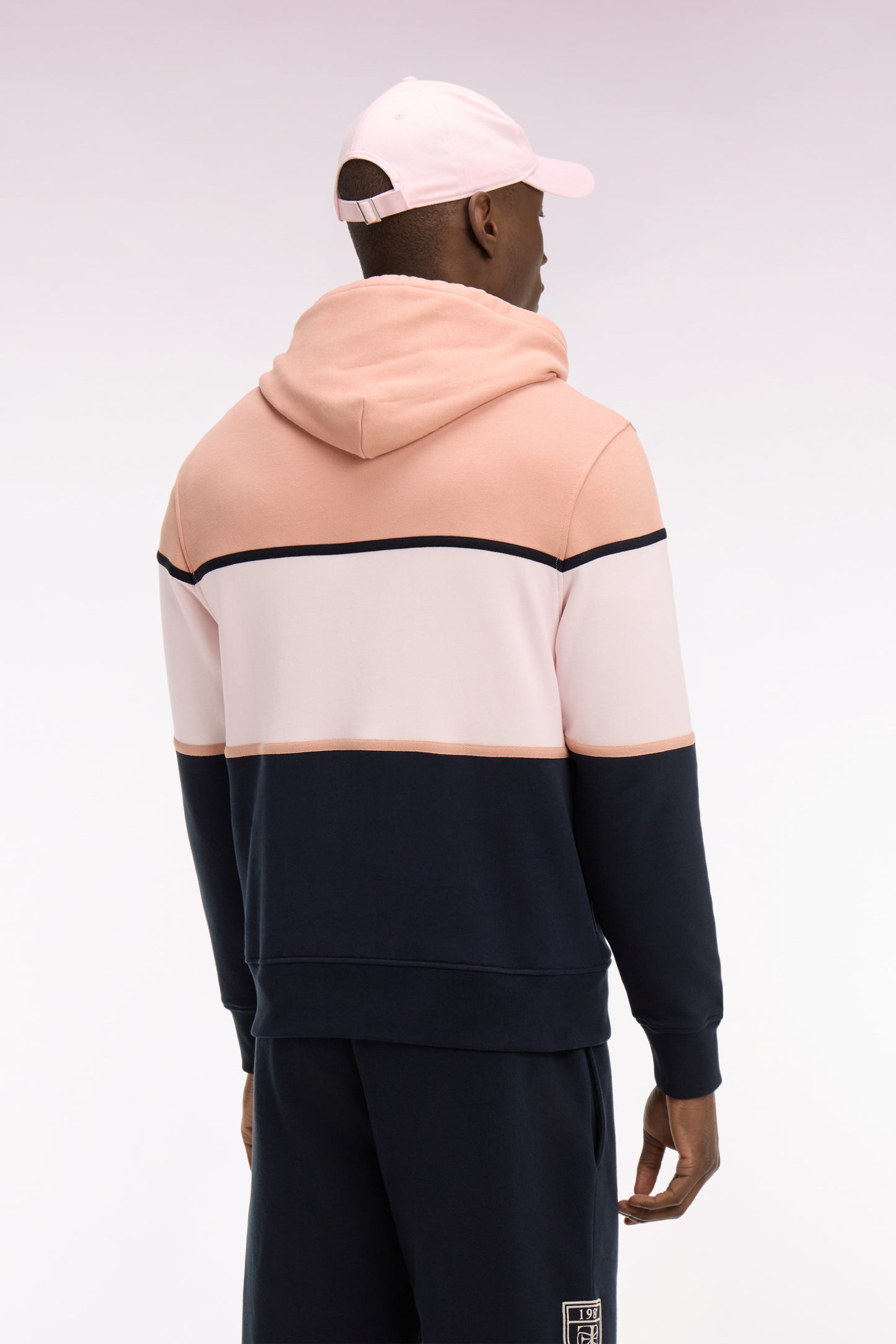 Sweatshirt à capuche rose à découpes pastel brodées coupe regular