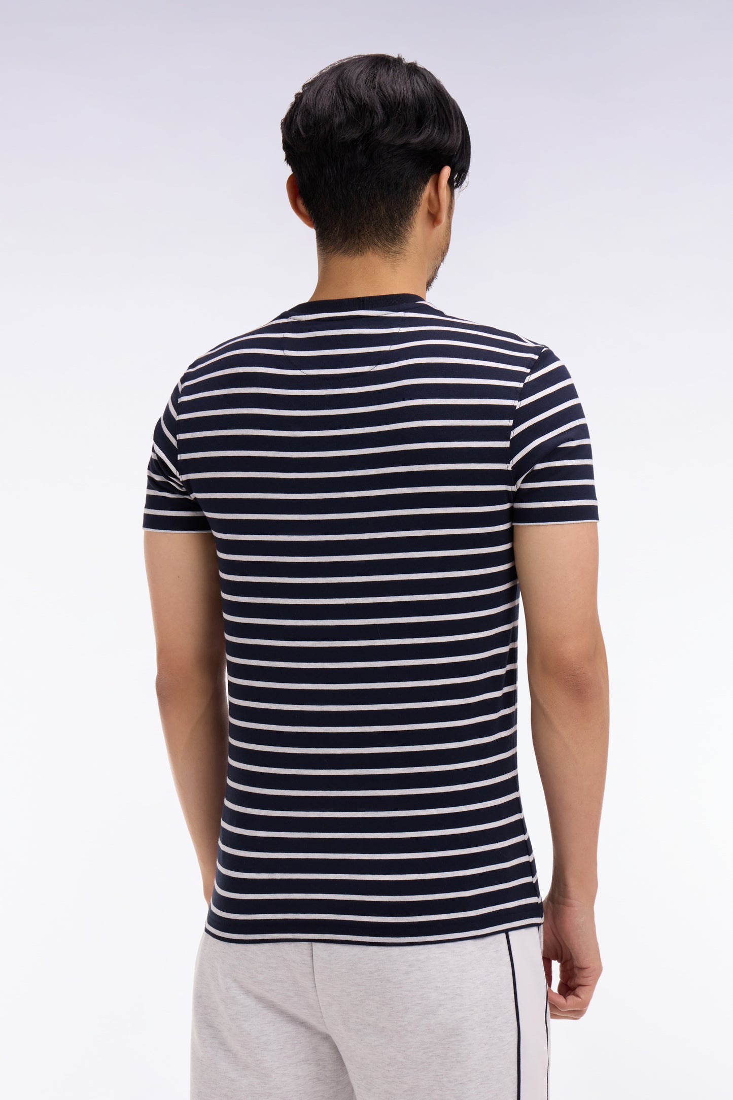 Short-sleeved light gray striped stretch cotton slim-fit T-shirt