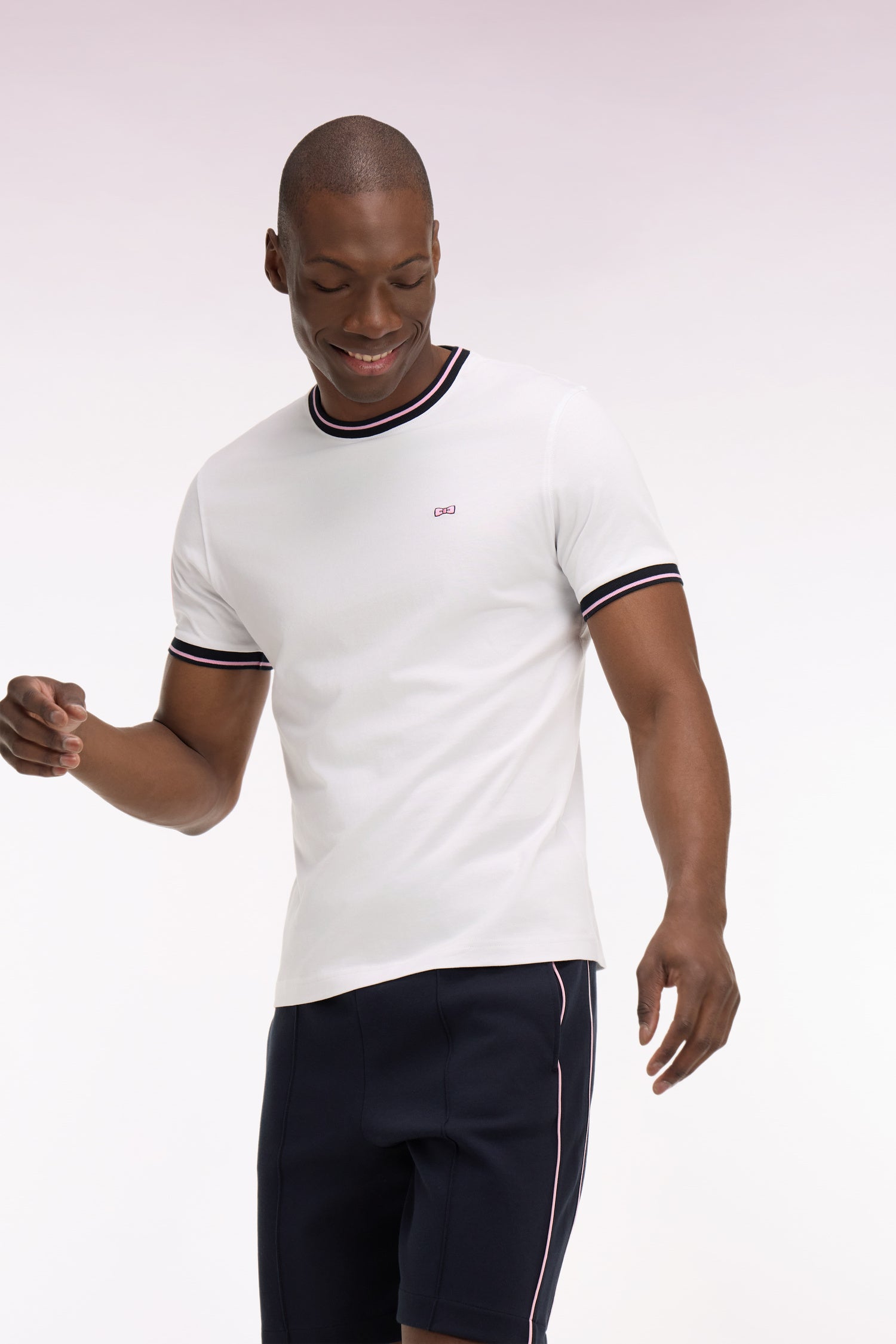 camiseta de manga corta en algodón blanco
