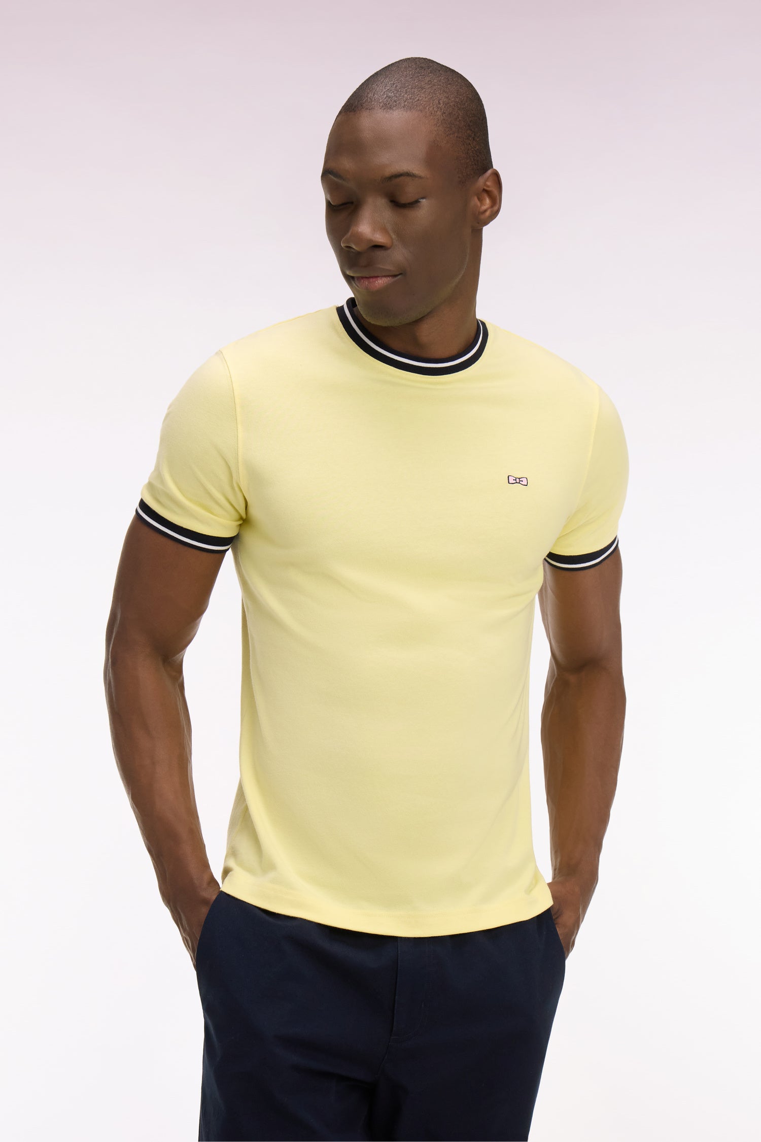 T-shirt à manches courtes en coton jaune brodé coupe regular