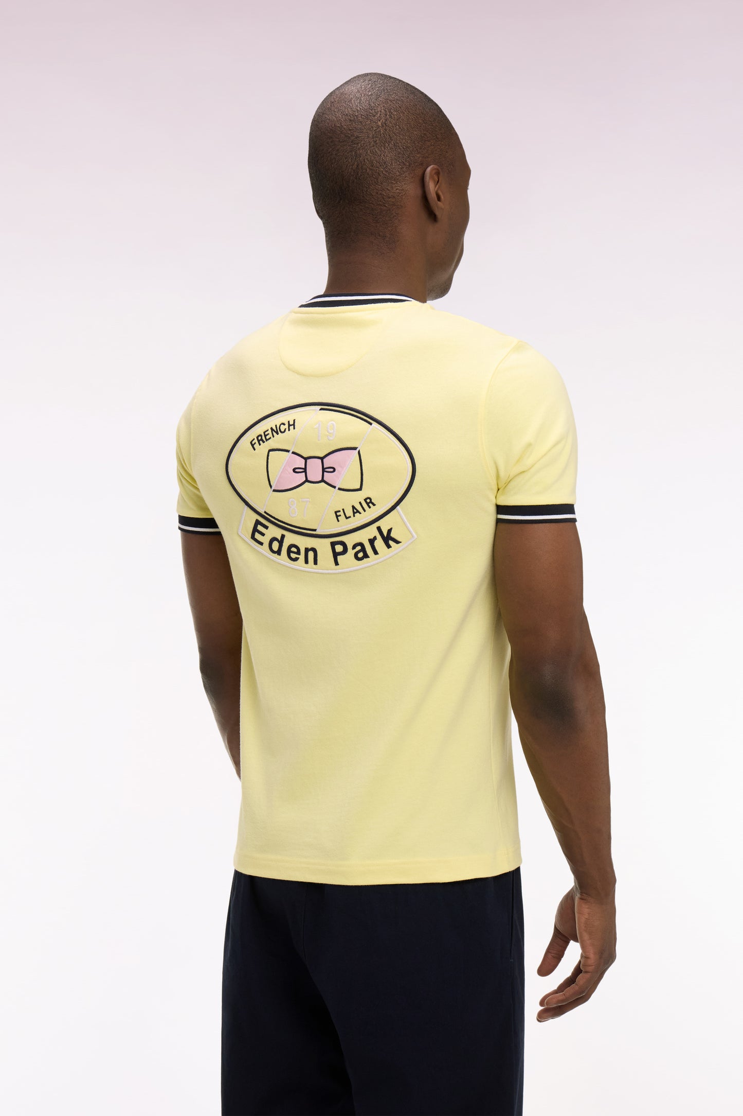 T-shirt à manches courtes en coton jaune brodé coupe regular