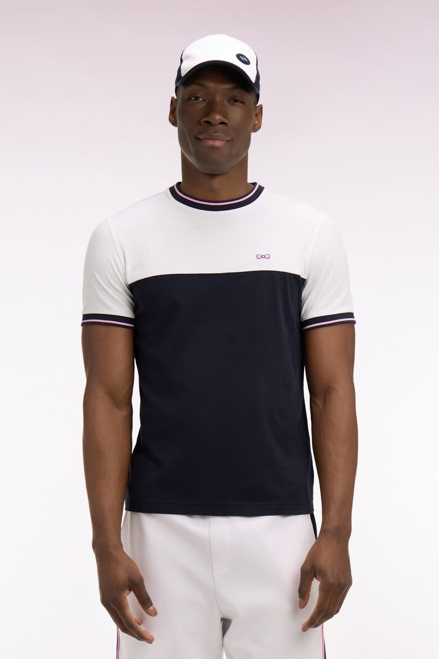 T-shirt à manches courtes en bicolore blanc et marine coupe regular
