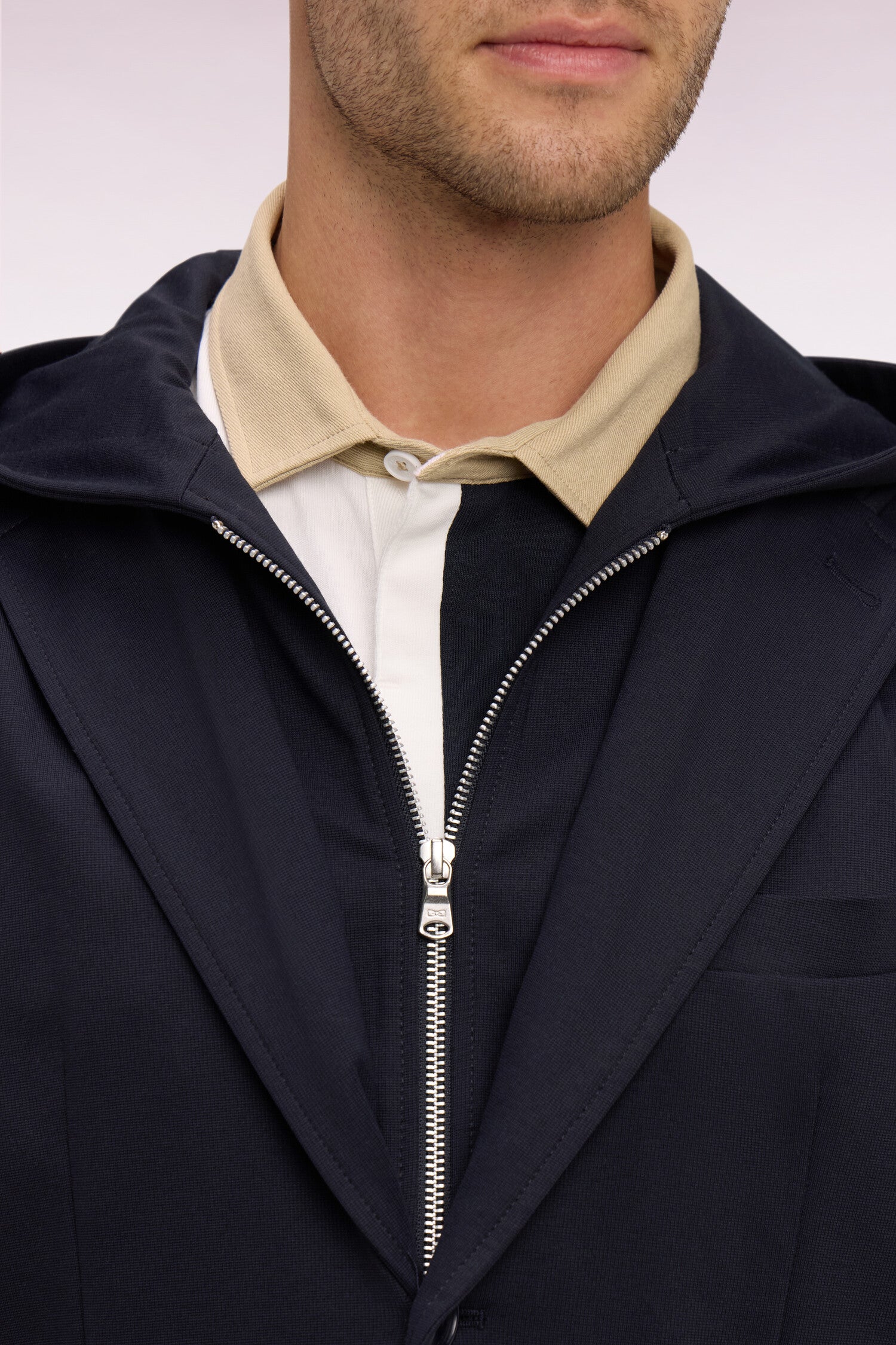 Veste en jersey marine à capuche amovible