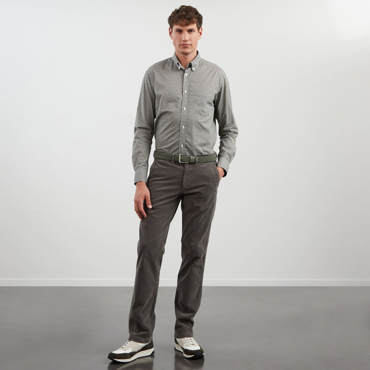Pantalon kaki chino en velours côtelé