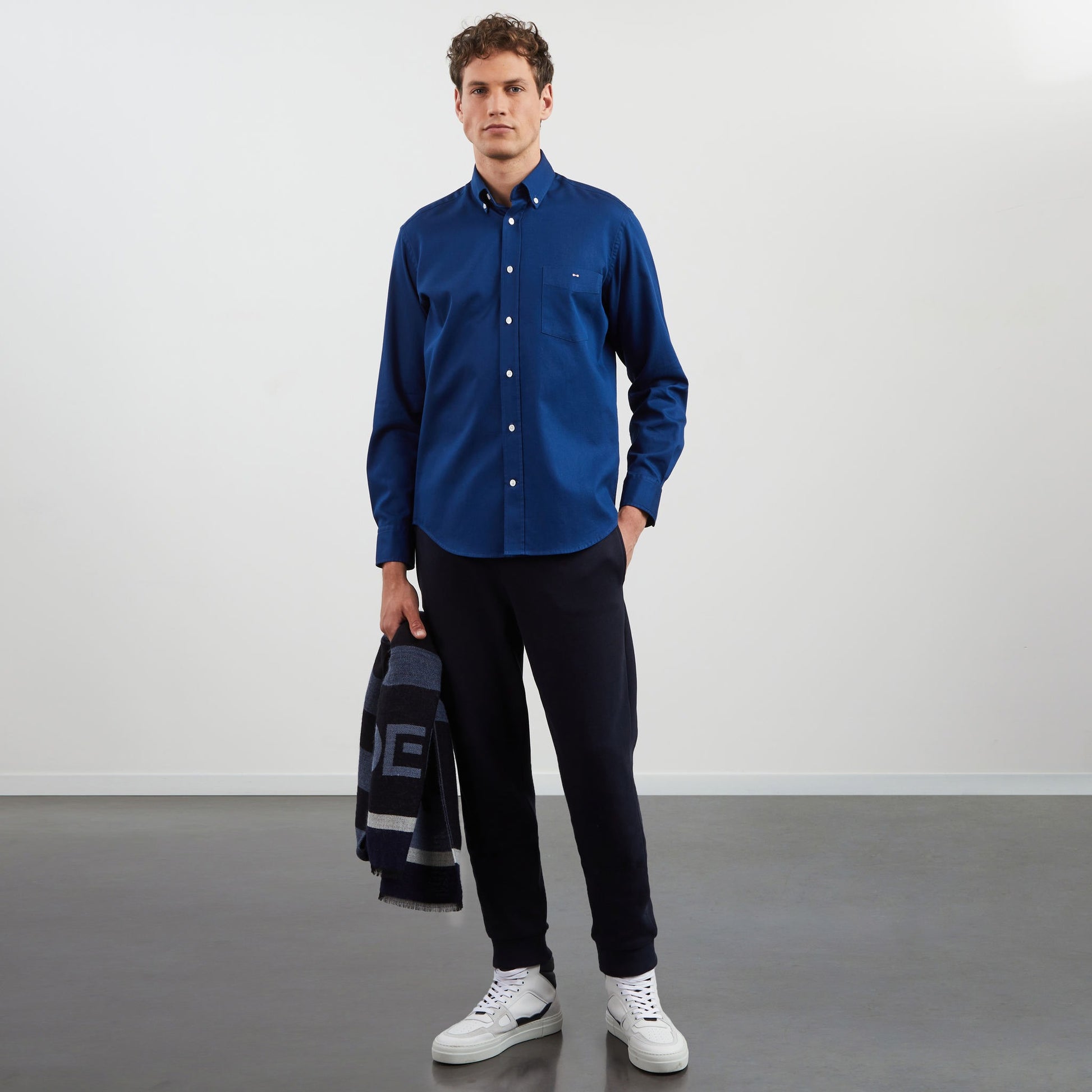 Chemise bleu marine unie en coton piqu Eden Park