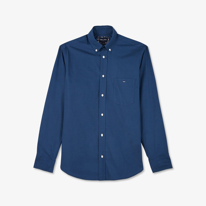 Chemise bleue avec détails fleuris