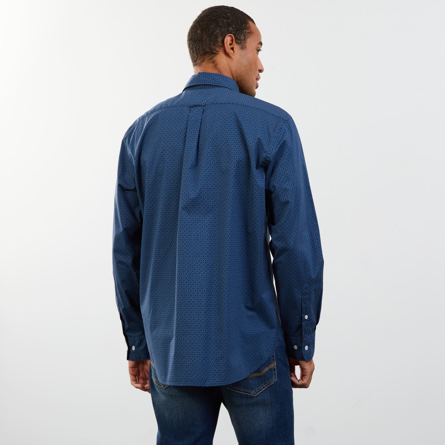 Chemise bleu foncé à micro-motif géométrique