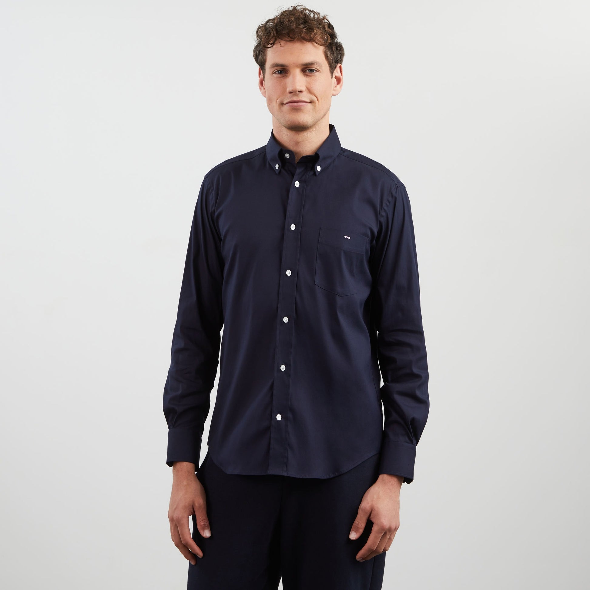 Chemise bleu top foncé