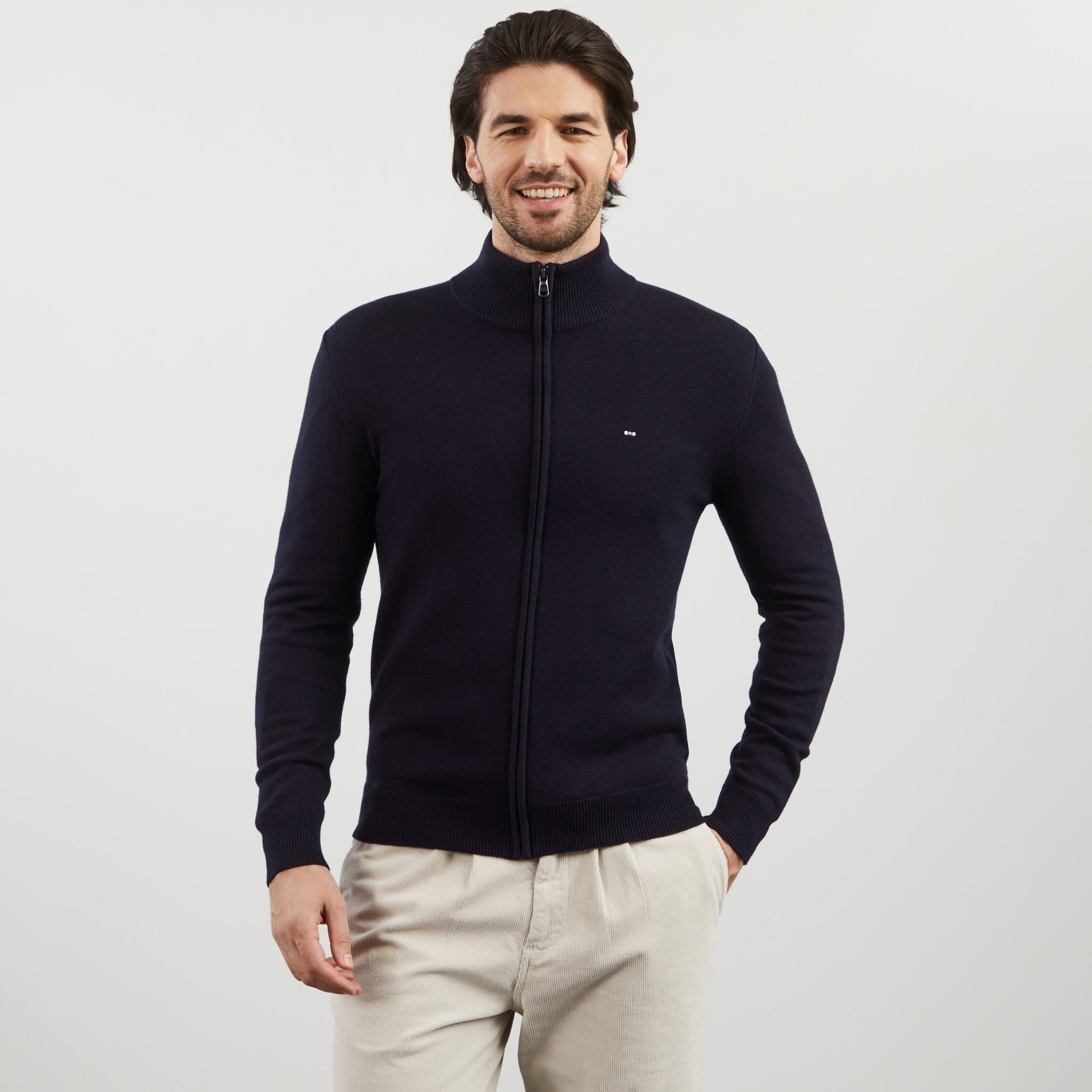 Cardigan bleu foncé zippé à col montant