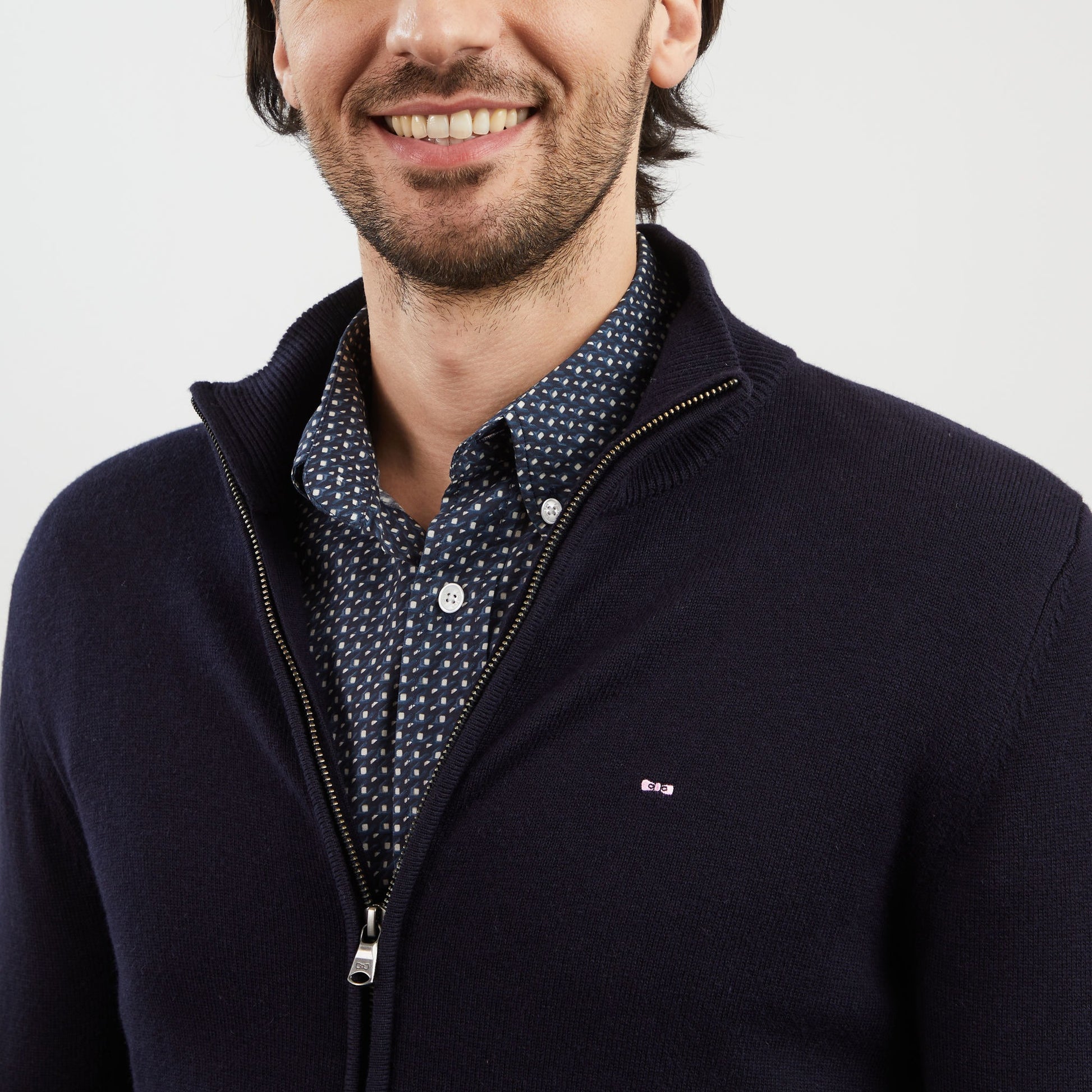 Cardigan bleu foncé zippé à col montant