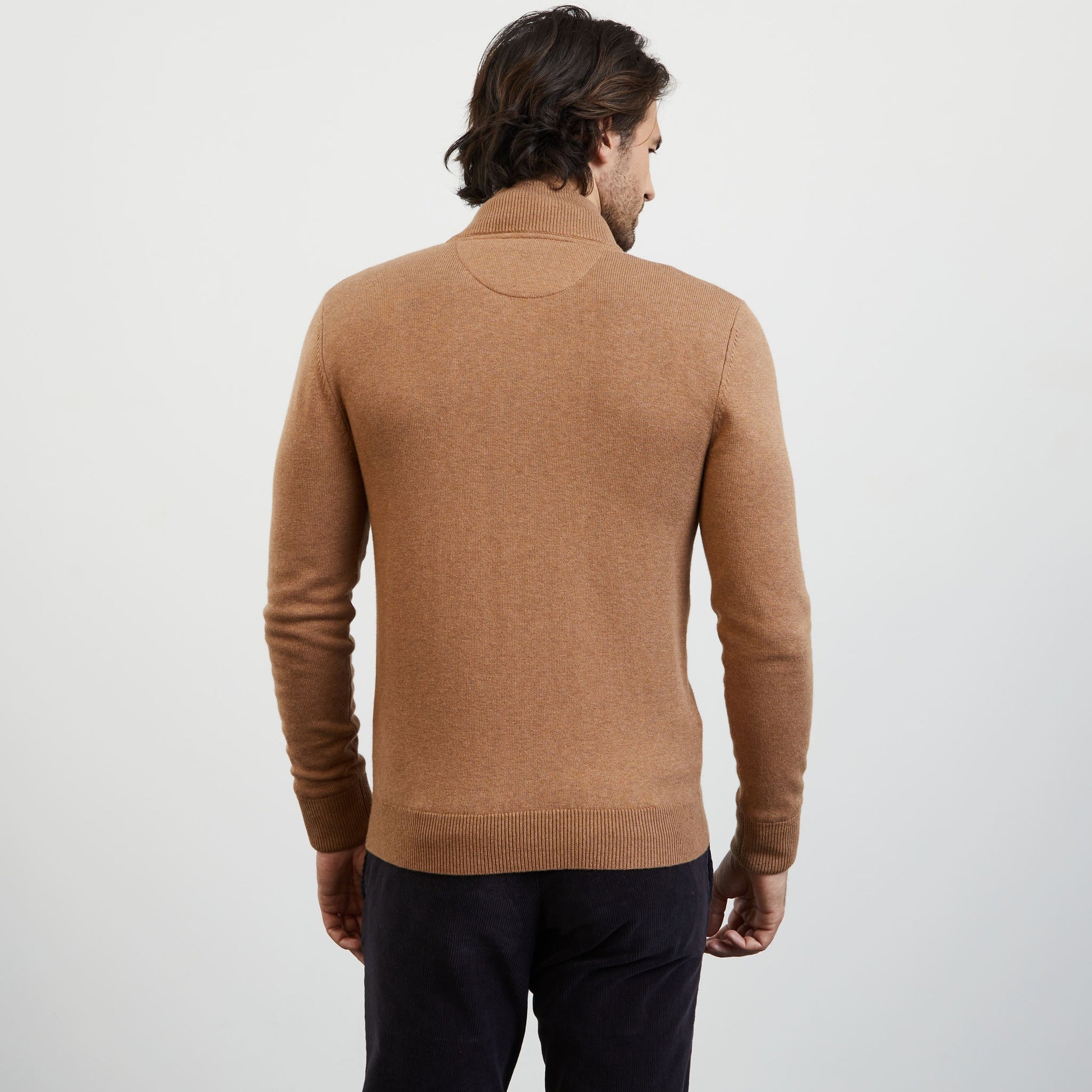 Cardigan marron zippé à col montant