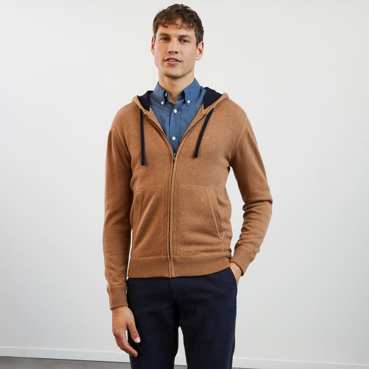 Cardigan marron clair zippé à capuche