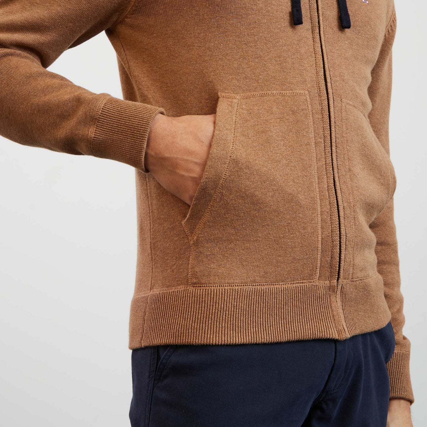 Cardigan marron clair zippé à capuche