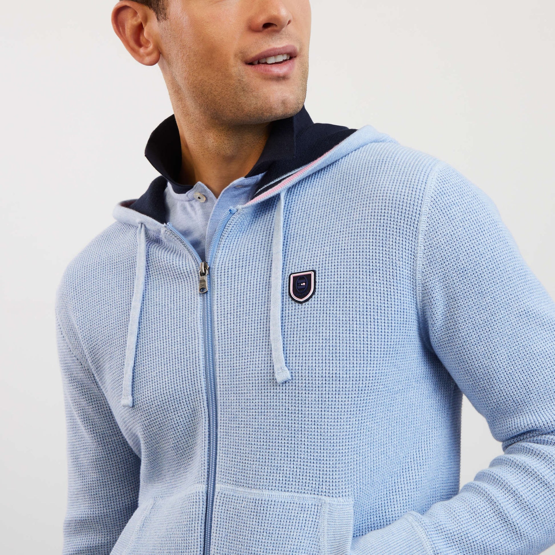 Cardigan bleu clair zippé en maille gaufrée