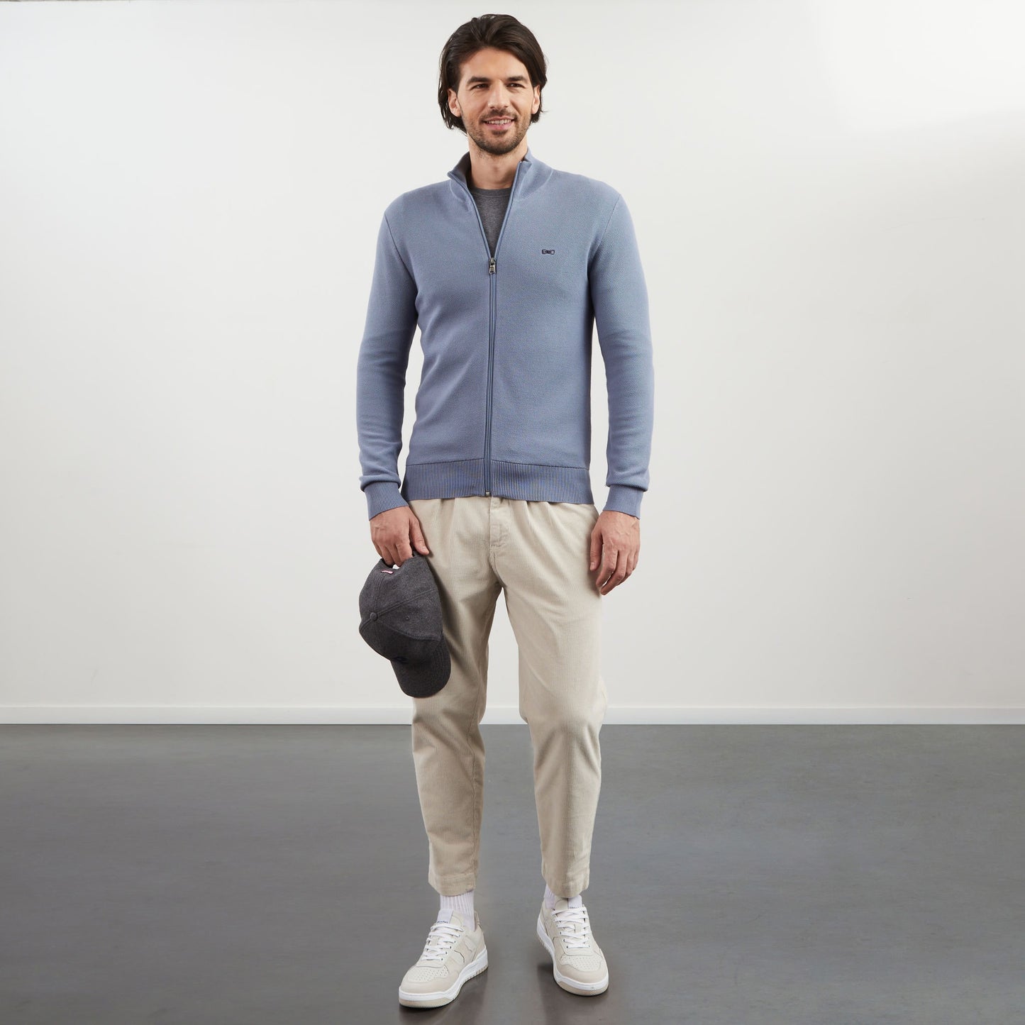 Cardigan gris zippé en maille fantaisie