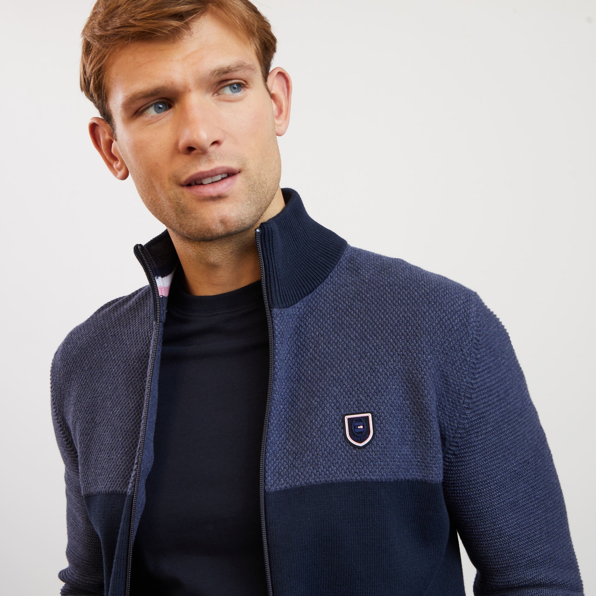 Cardigan bleu foncé colorblock zippé en jeu de mailles