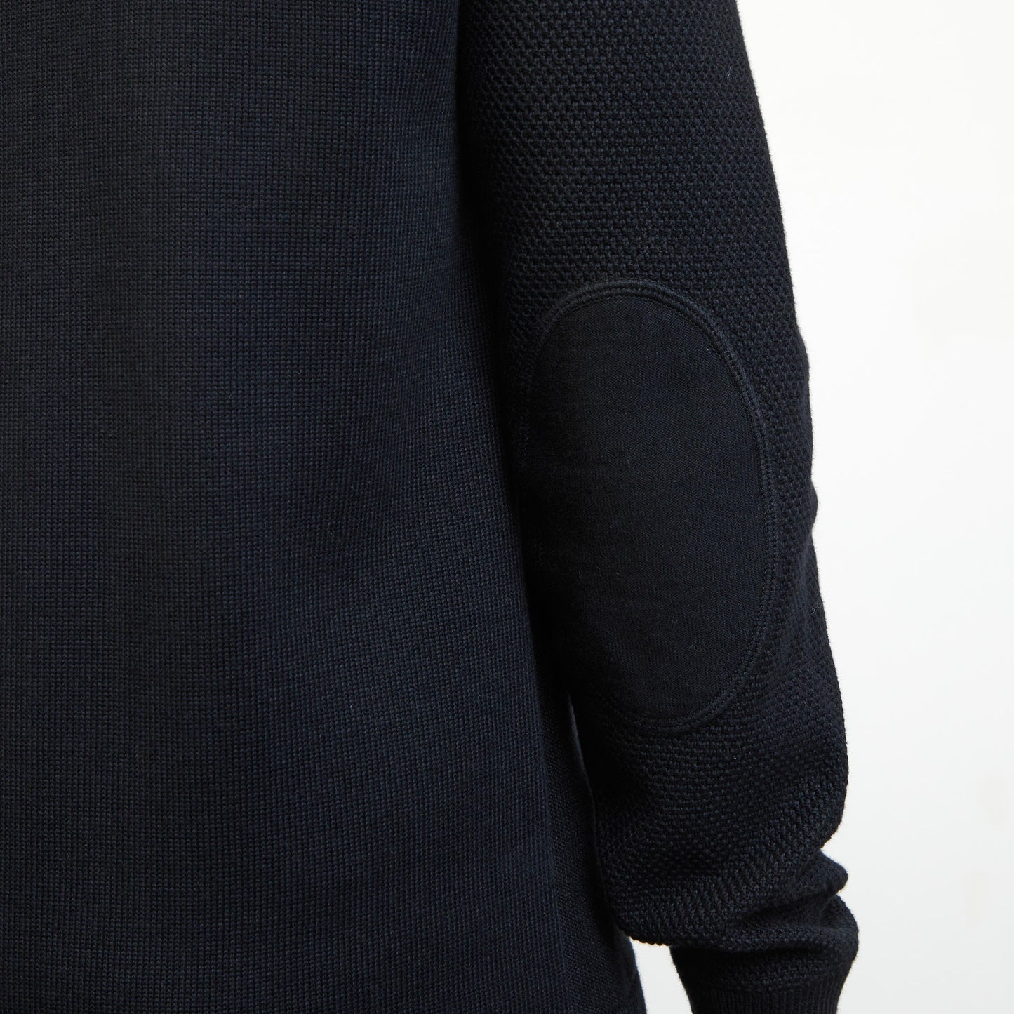 Cardigan noir zippé en jeu de mailles
