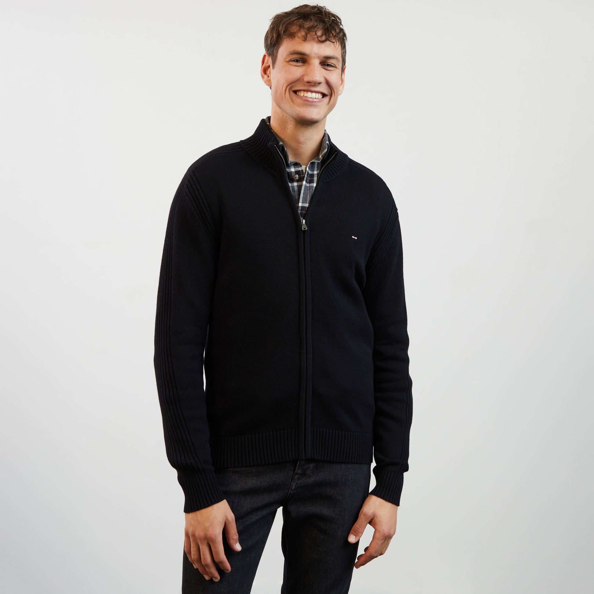 Cardigan noir zippé uni