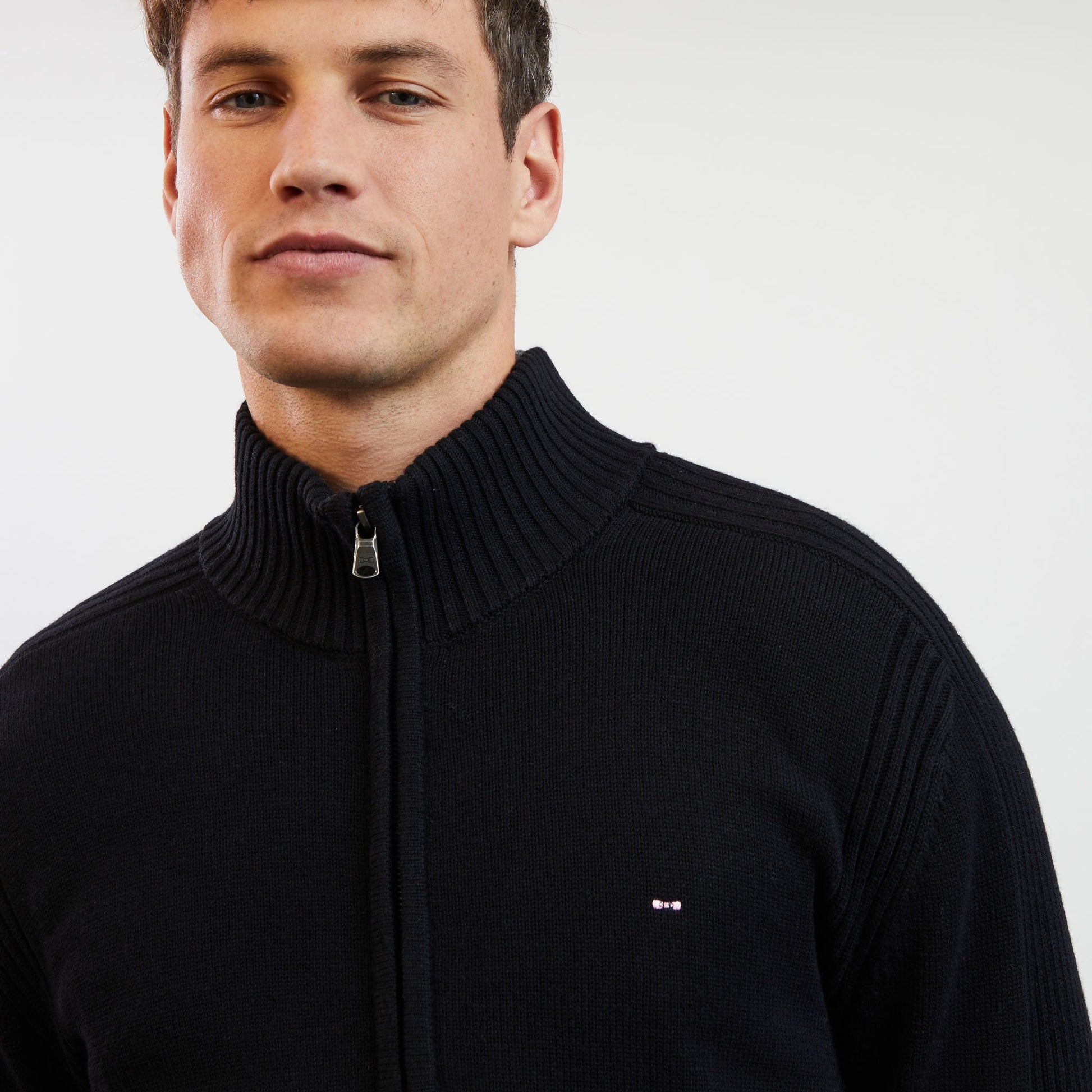 Cardigan noir zippé uni