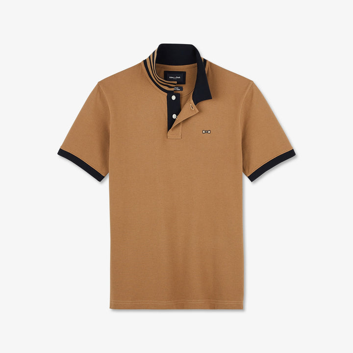 Polo beige manches courtes à détails contrastés