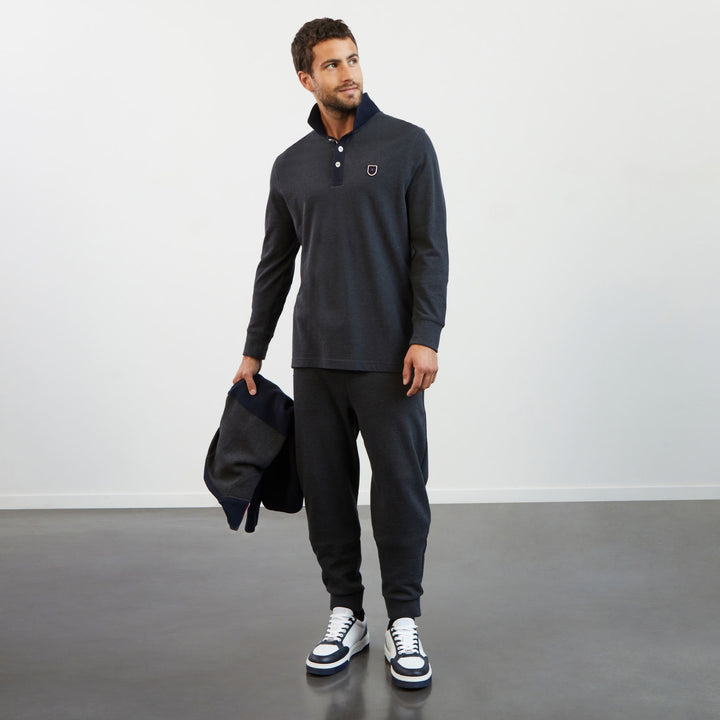 Polo gris foncé manches longues