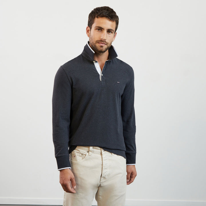 Polo gris foncé manches longues
