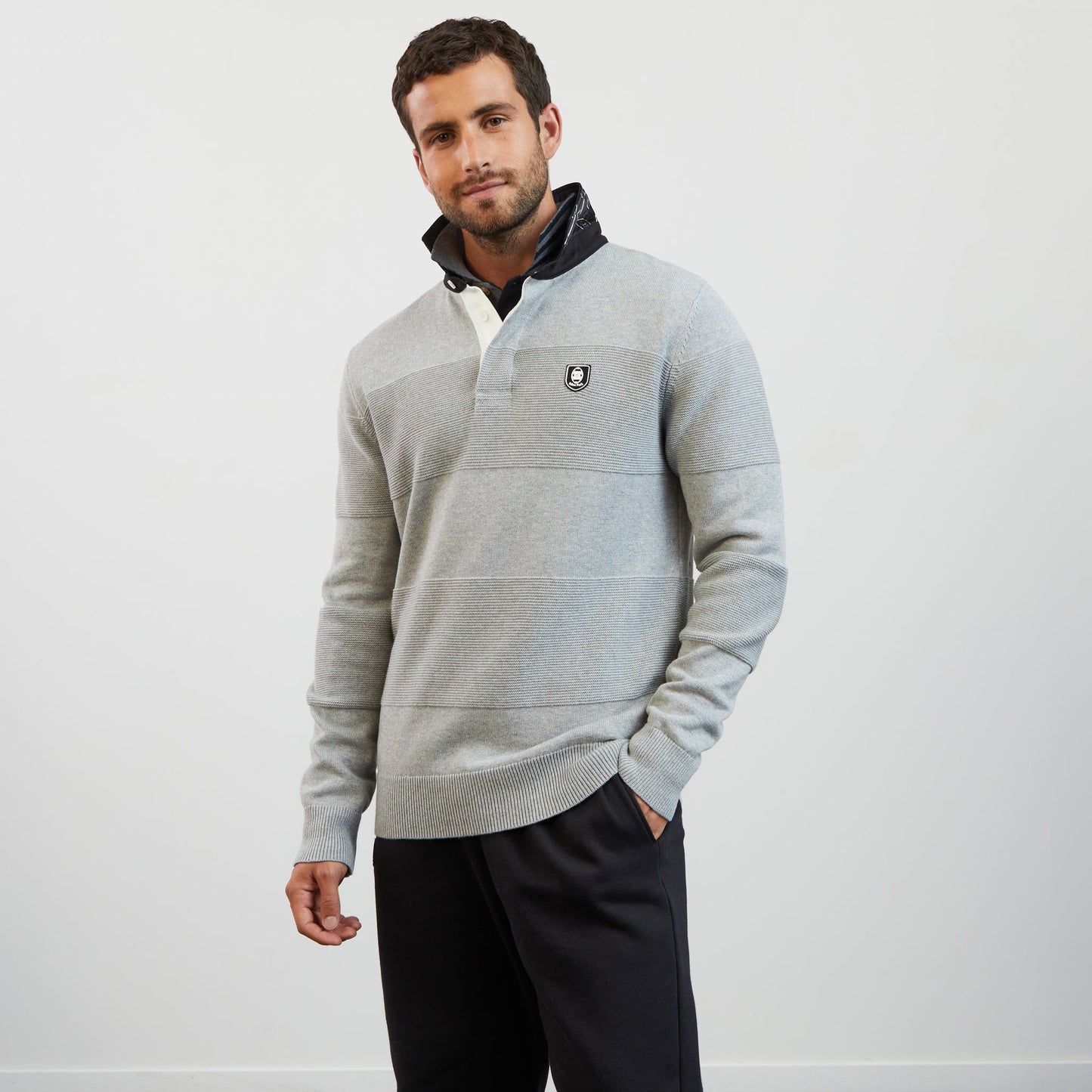 Pull gris jeu de maille