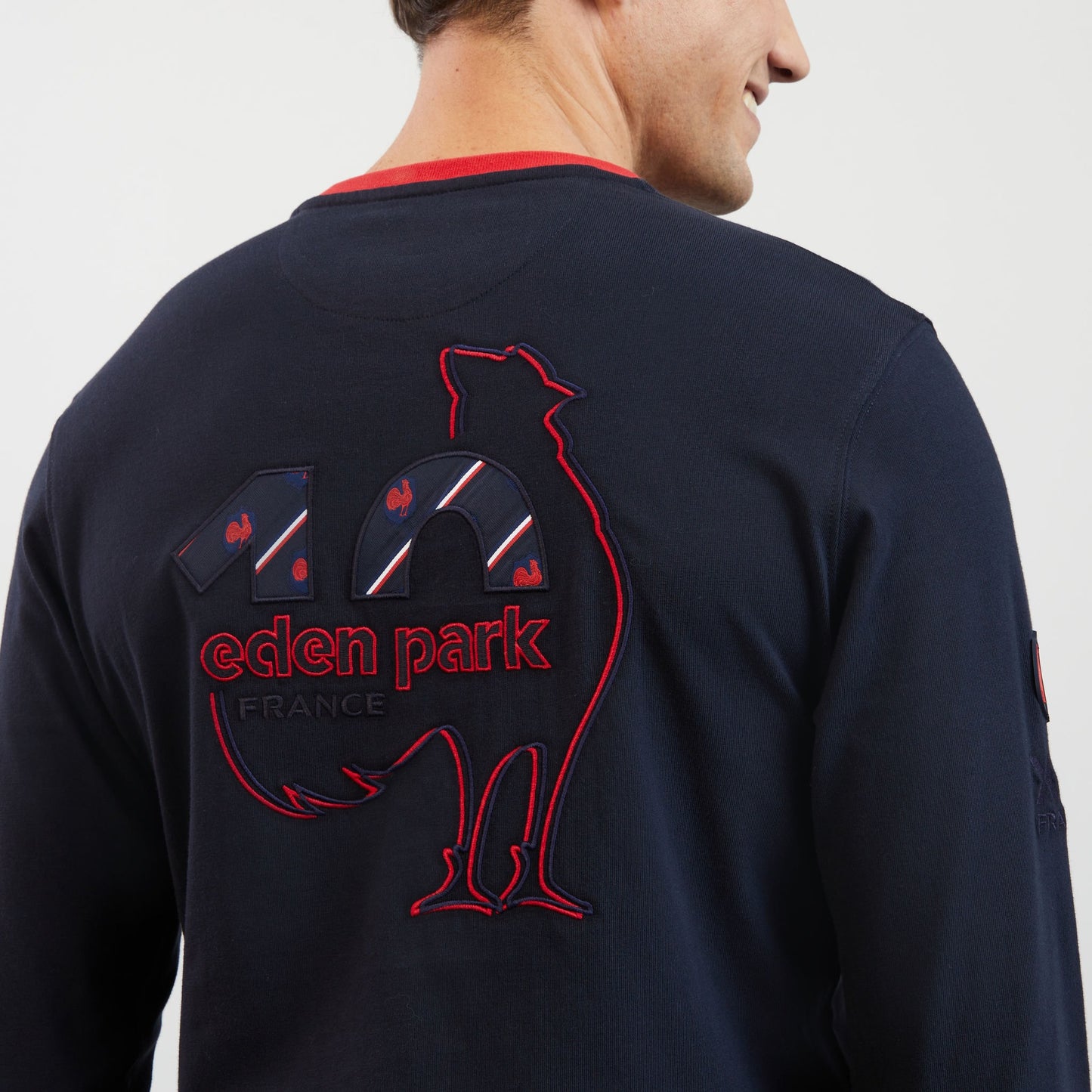 T-shirt bleu marine manches longues détails broderies n°10 et XV de France