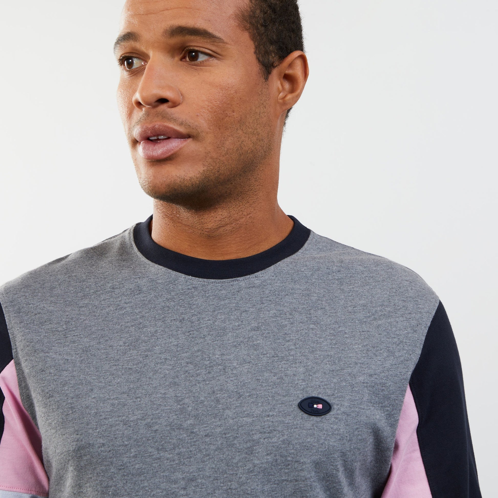 T-shirt colorblock rose manches longues à broderie 10