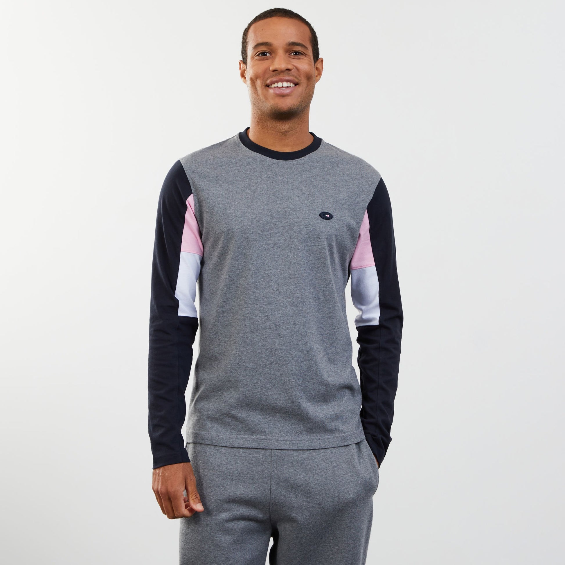 T-shirt colorblock rose manches longues à broderie 10