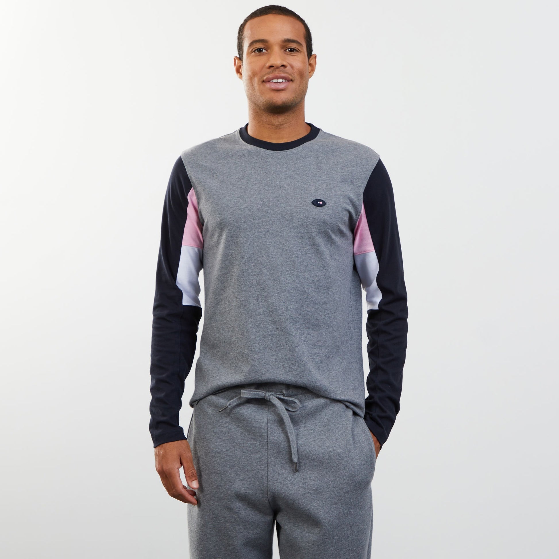 T-shirt colorblock rose manches longues à broderie 10