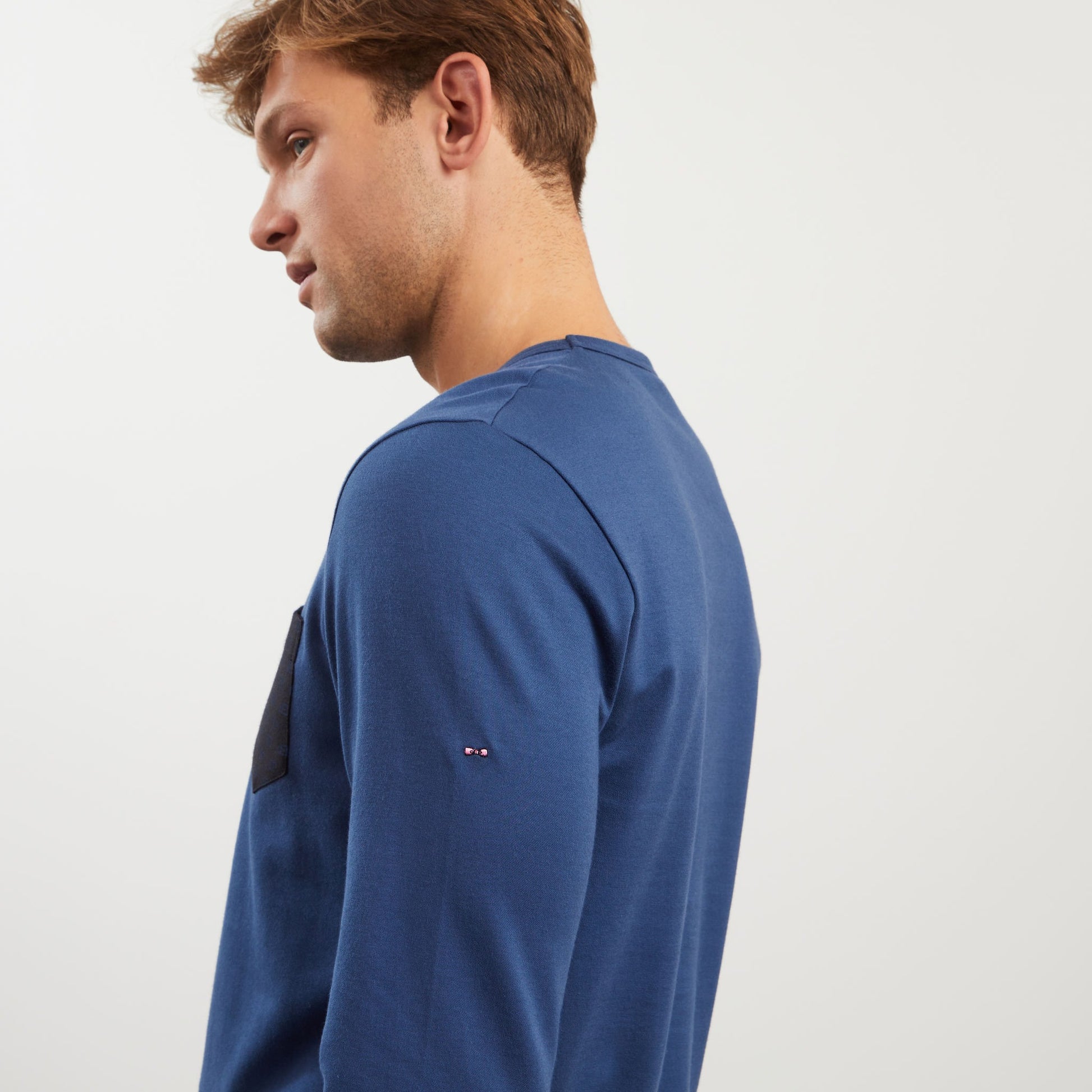 Pyjama bleu à micro-motifs exclusifs