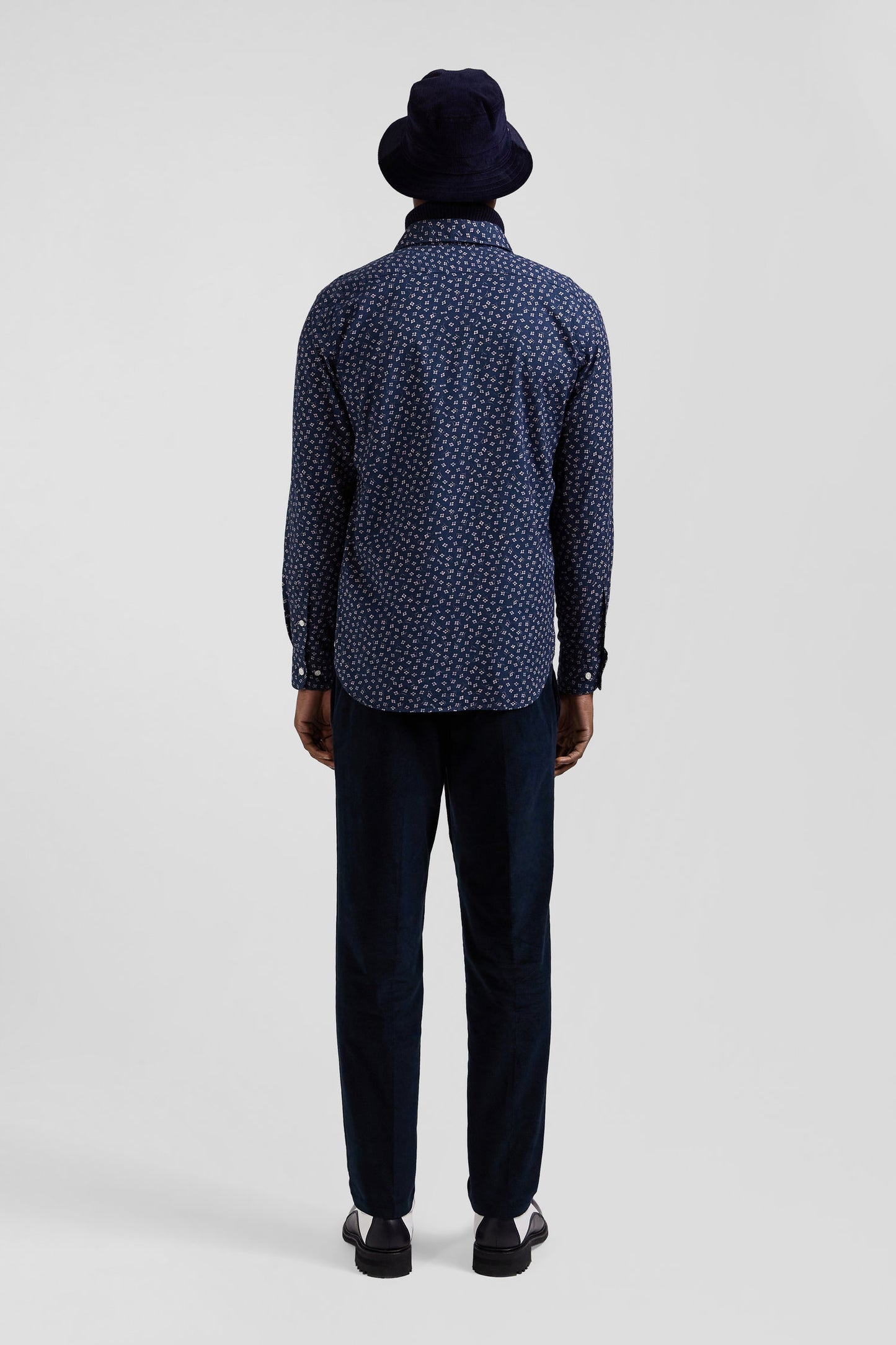 Slim dark blue cotton shirt