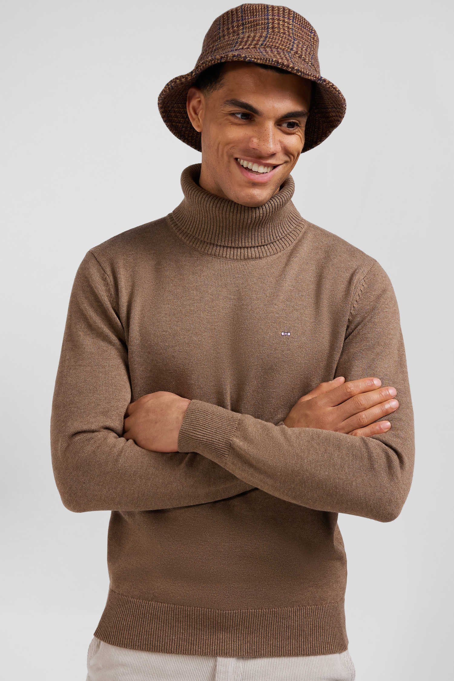 Pull col roule en laine et coton camel coupe Regular