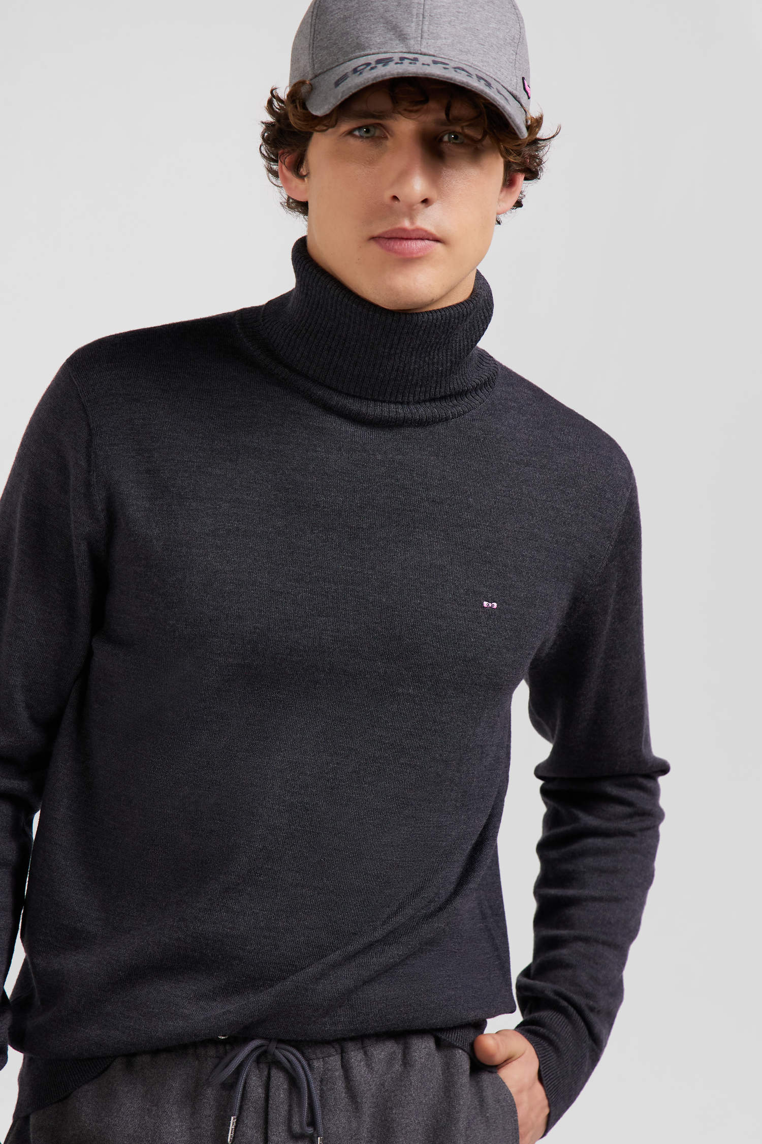 Pull col roule en laine merinos gris anthracite coupe Regular