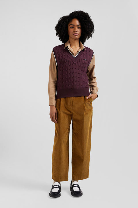 Relaxed burgundy cable-knit cotton V-neck sleeveless jumper - Image 1